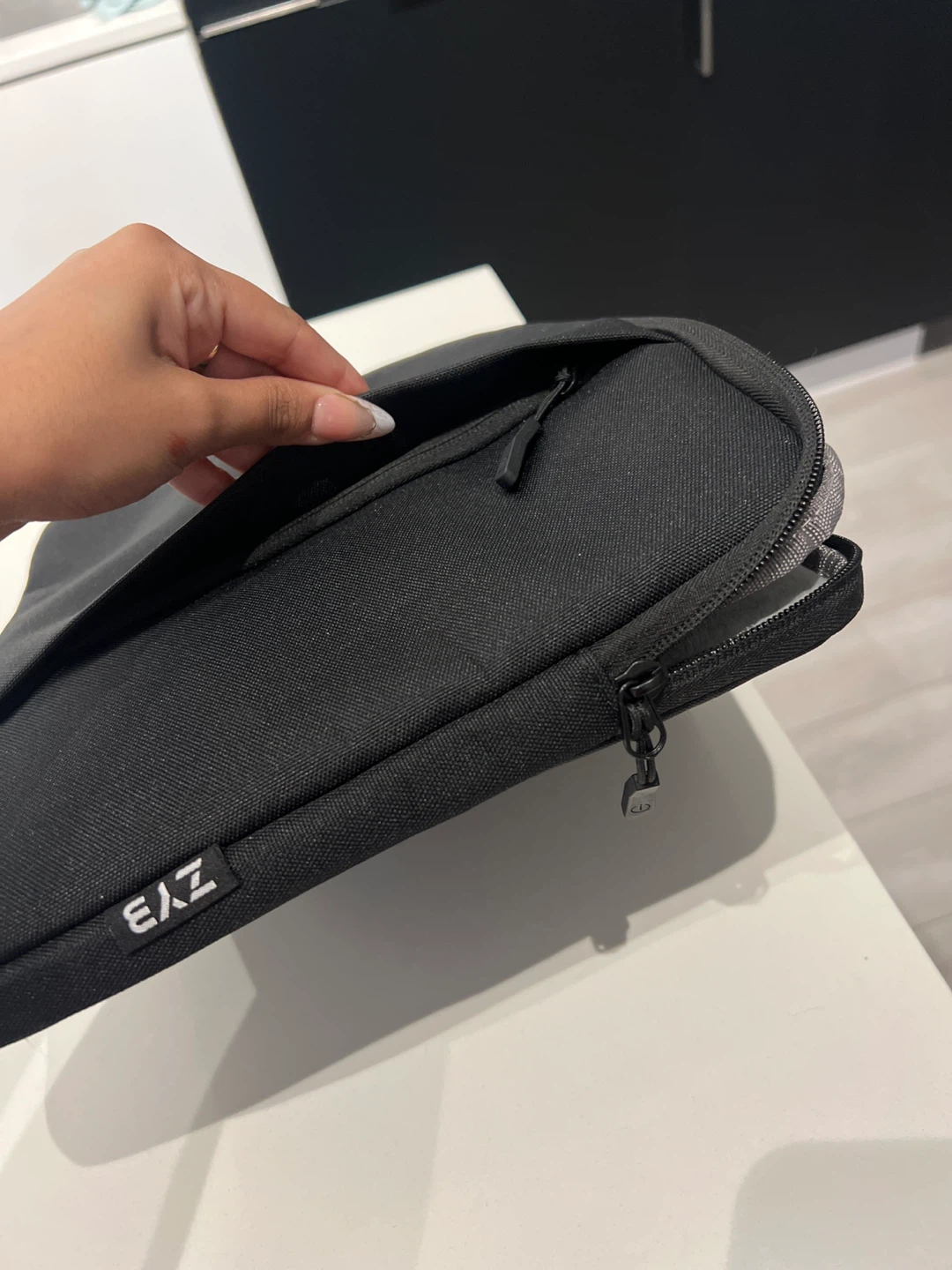 ZYB New Black Laptop Sleeve with Pouch - photo 5