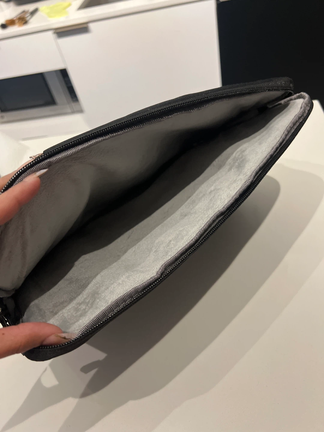 ZYB New Black Laptop Sleeve with Pouch - photo 4