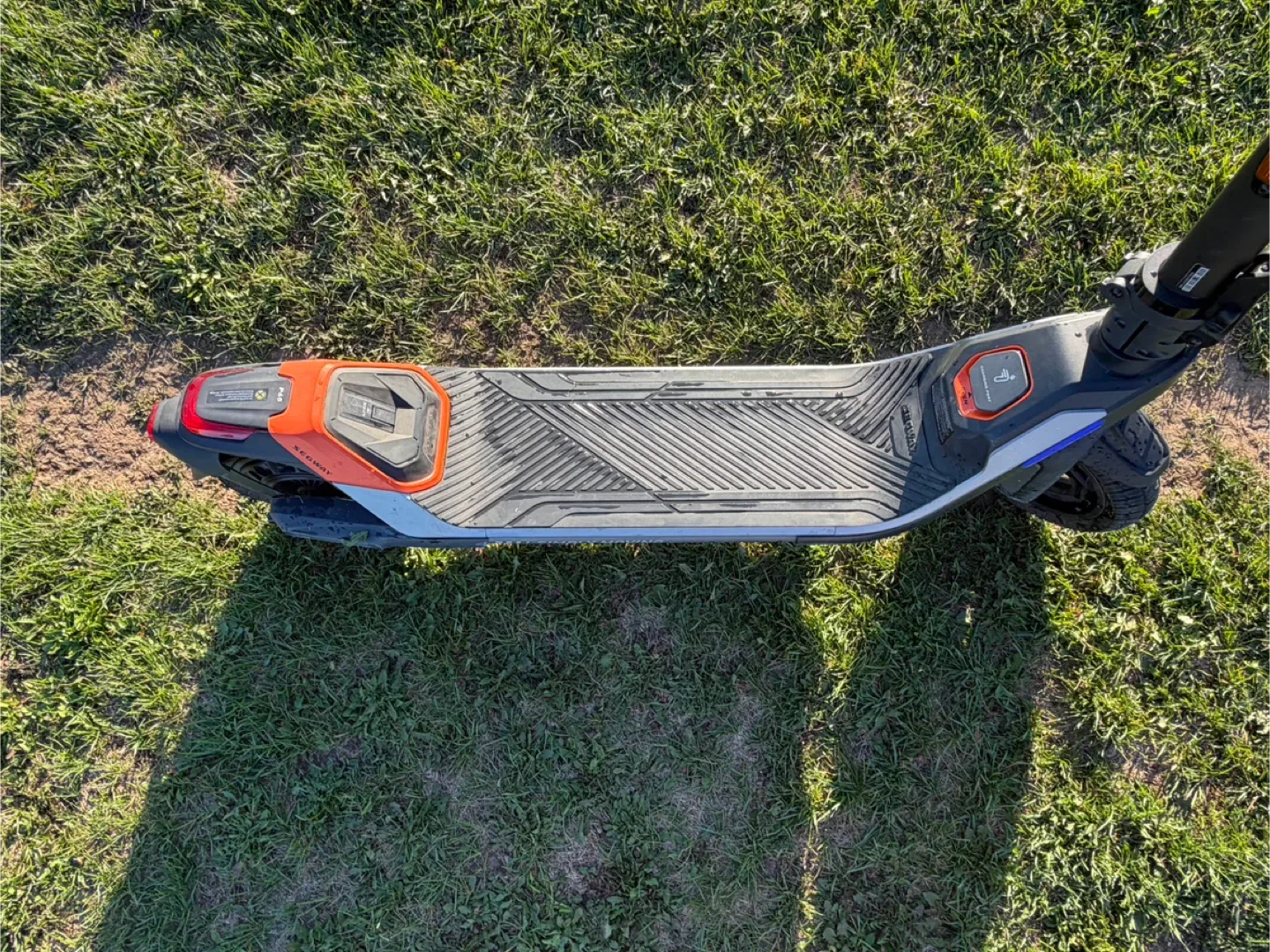 Segway P65 Electric Scooter image indicator(2)