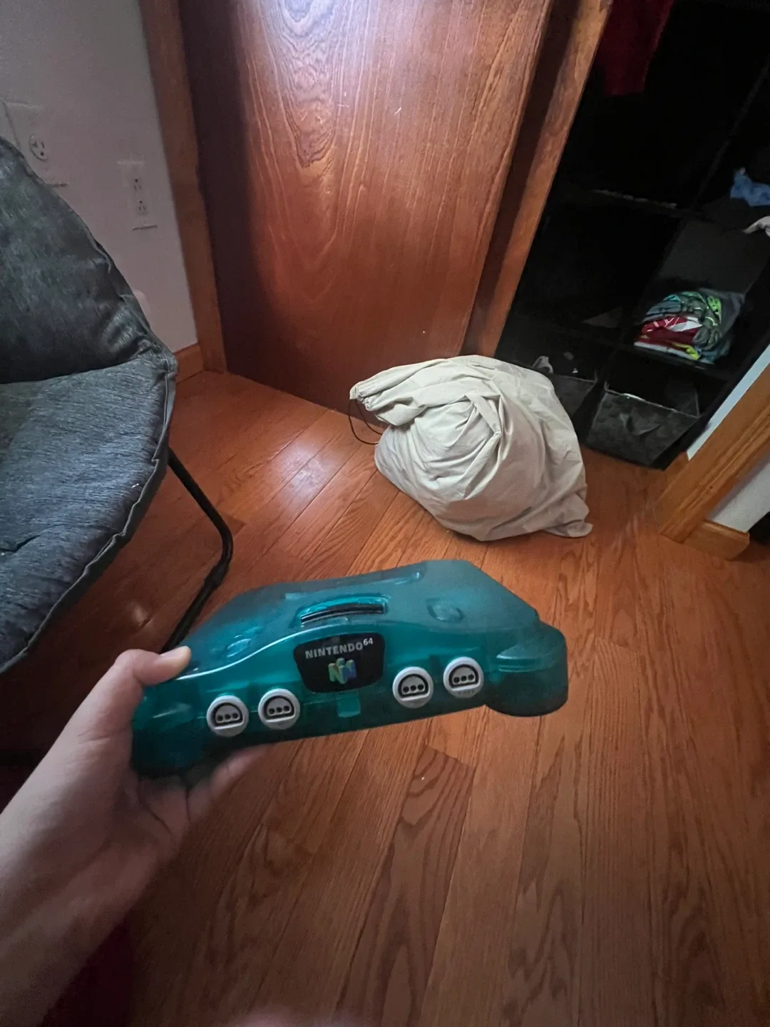 Nintendo 64 N64 Ice Blue Console image indicator(3)