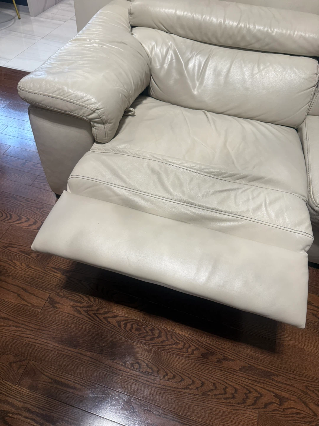Natuzzi Editions Cream Leather Sectional Sofa - photo 3