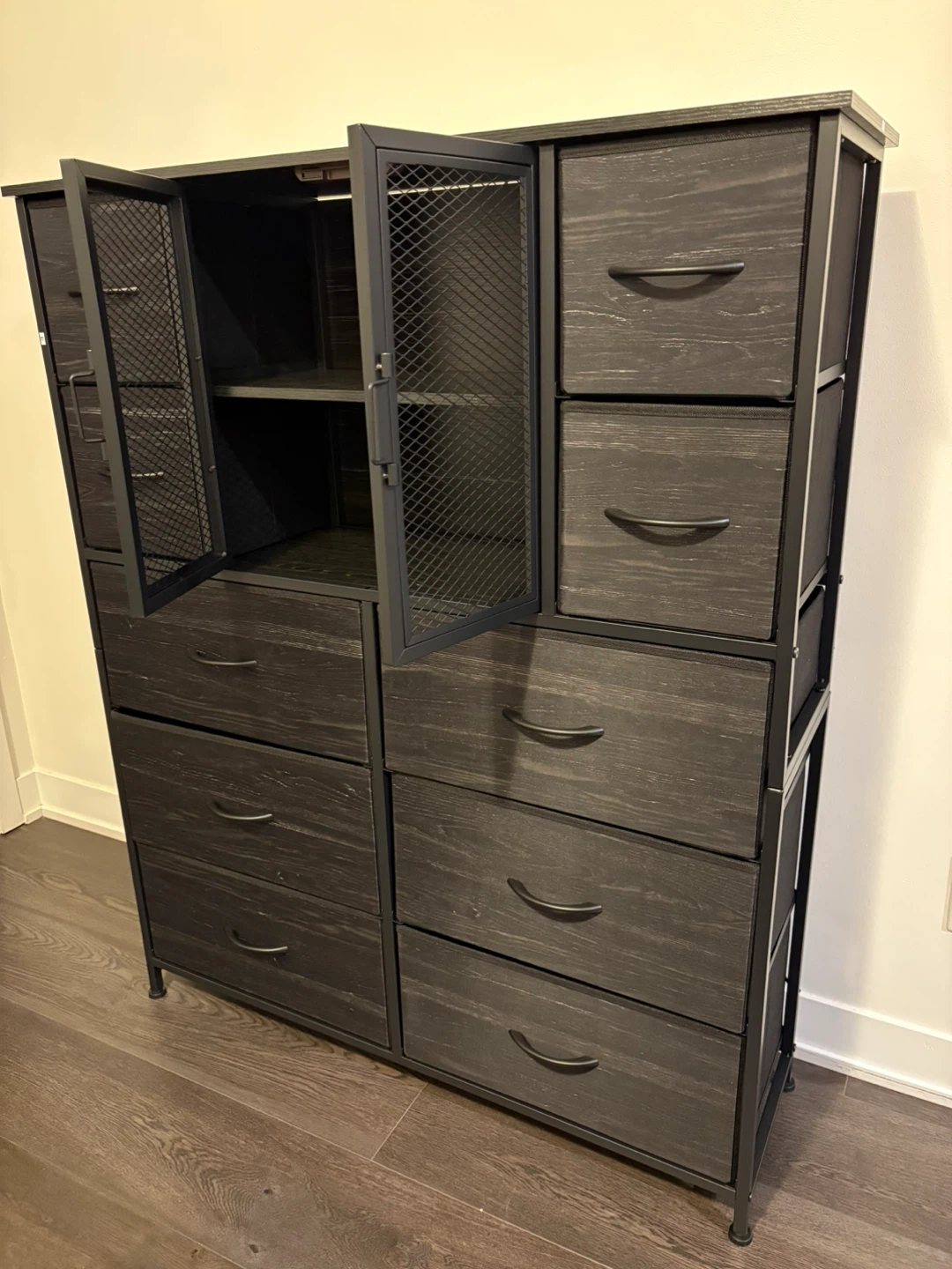 Dresser cabinet - photo 2