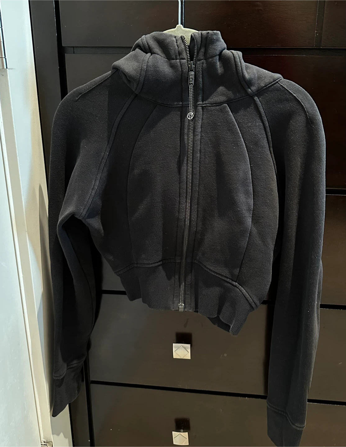 Lululemon Scuba Cropped Hoodie - Black Size 4 - photo 2