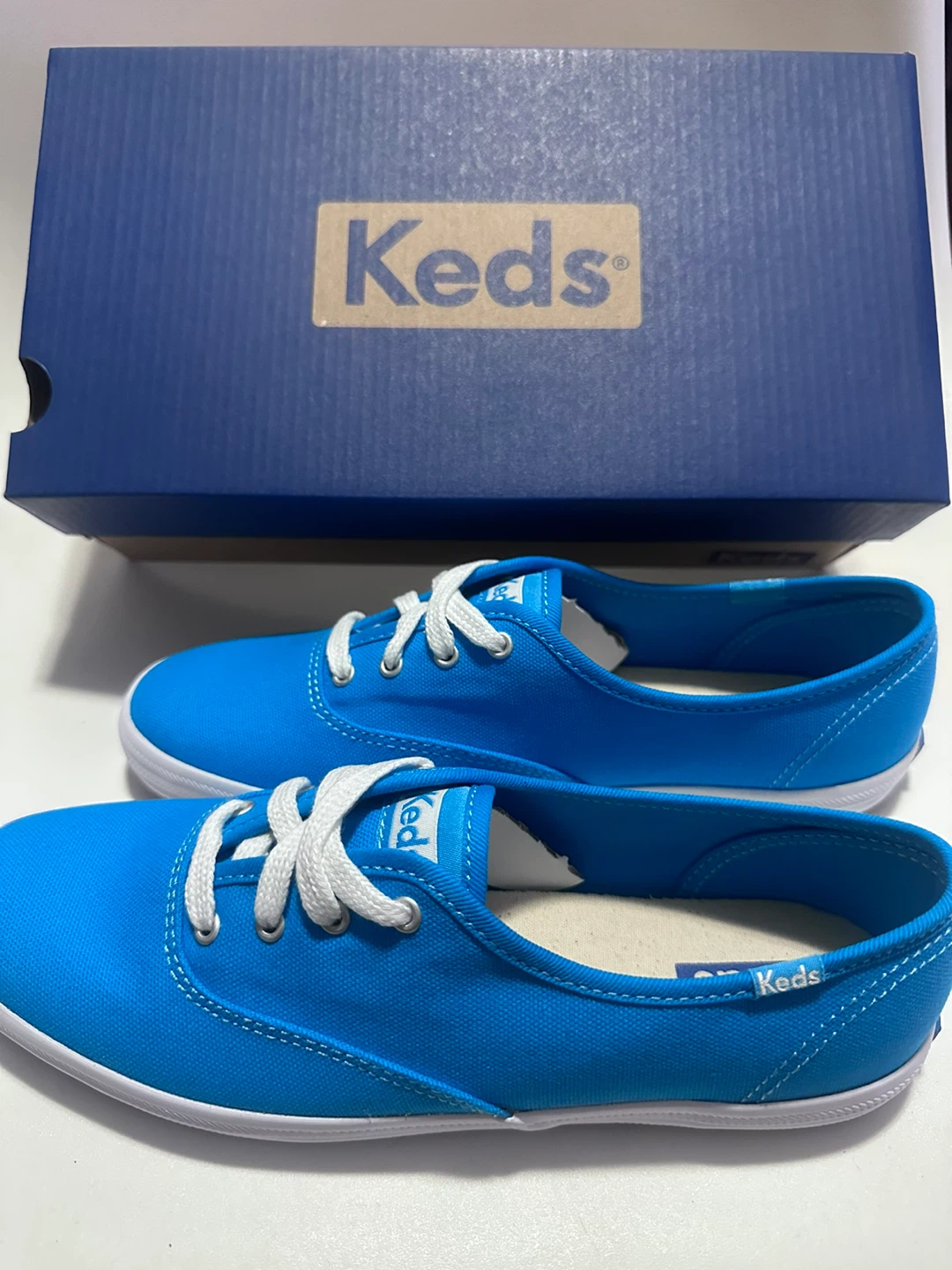 Keds CH Canvas Neon Blue Sneakers - Size 7