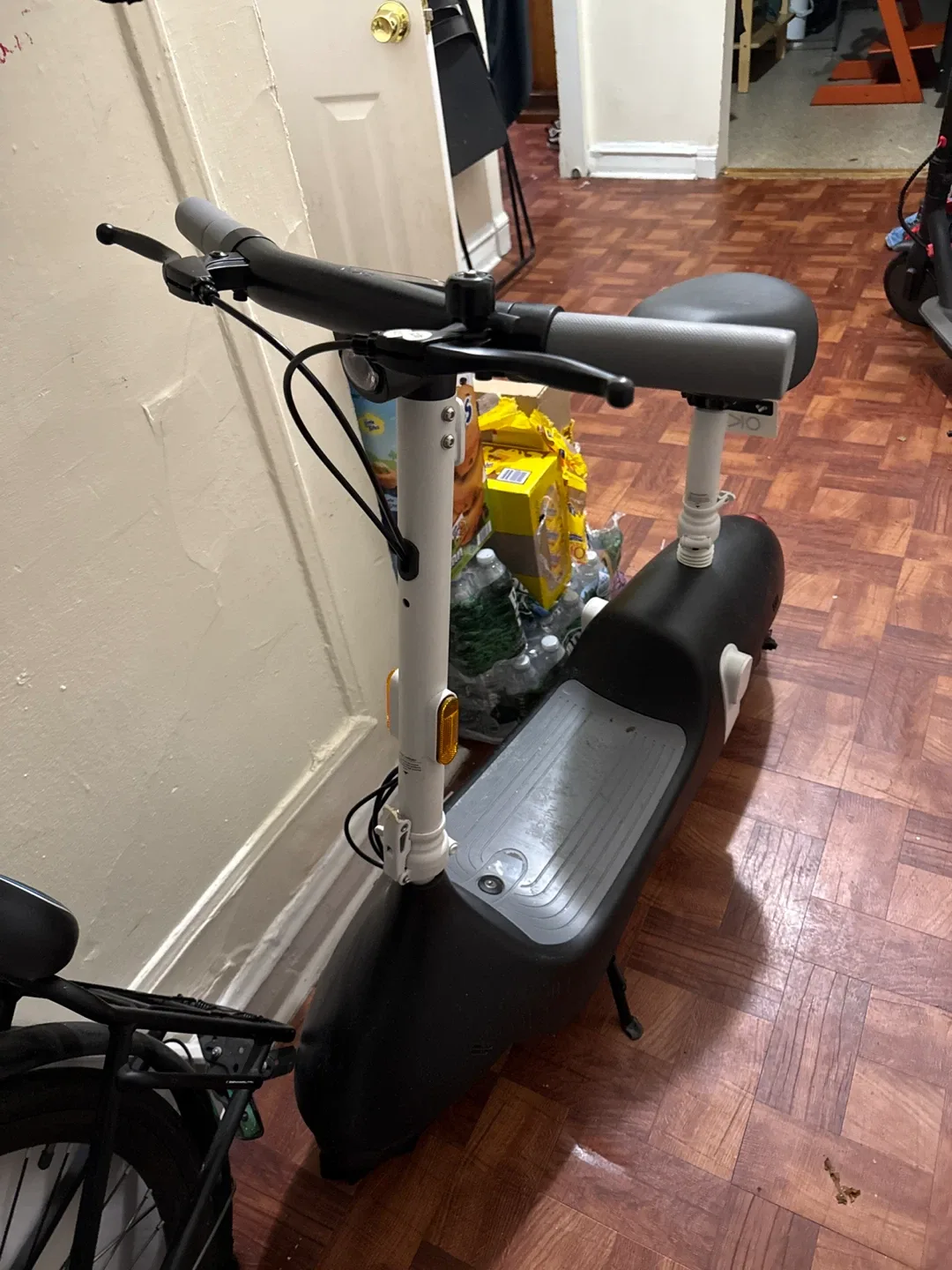 Segway Ninebot Electric Scooter image indicator(2)