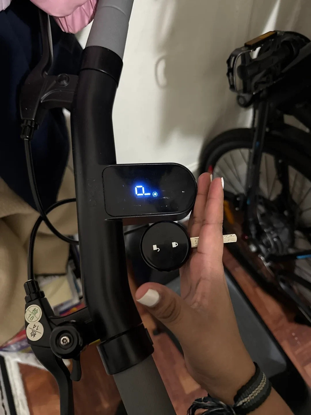 Segway Ninebot Electric Scooter image indicator(6)