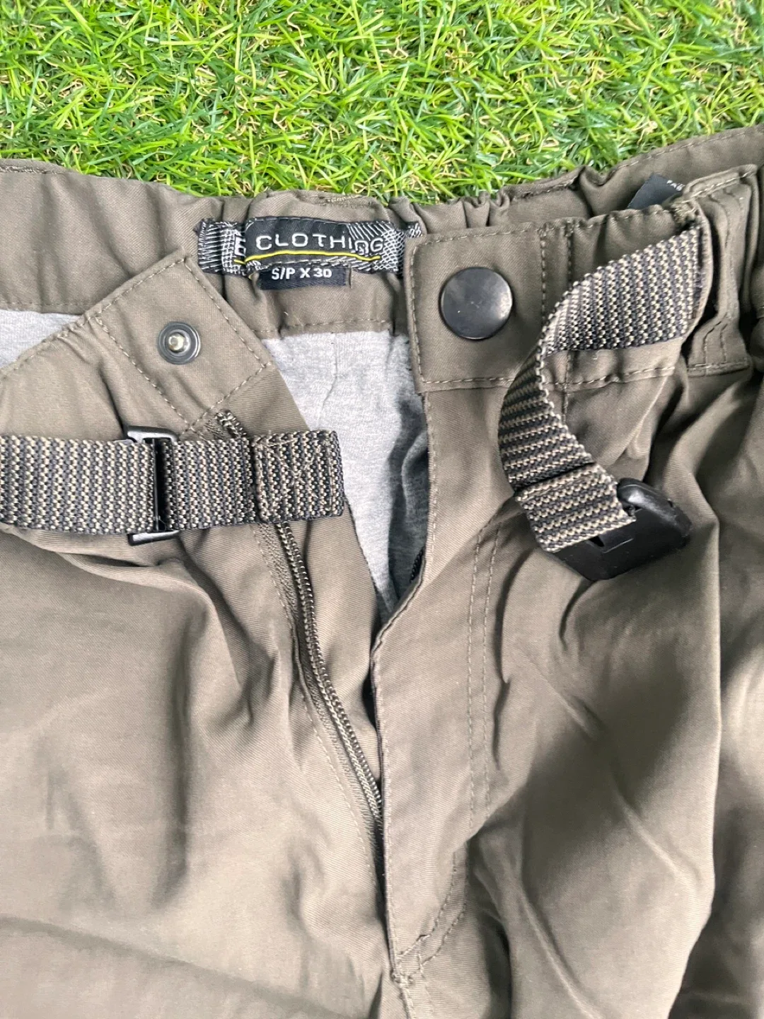 G Clothing Olive Green Cargo Pants - Size S image indicator(4)