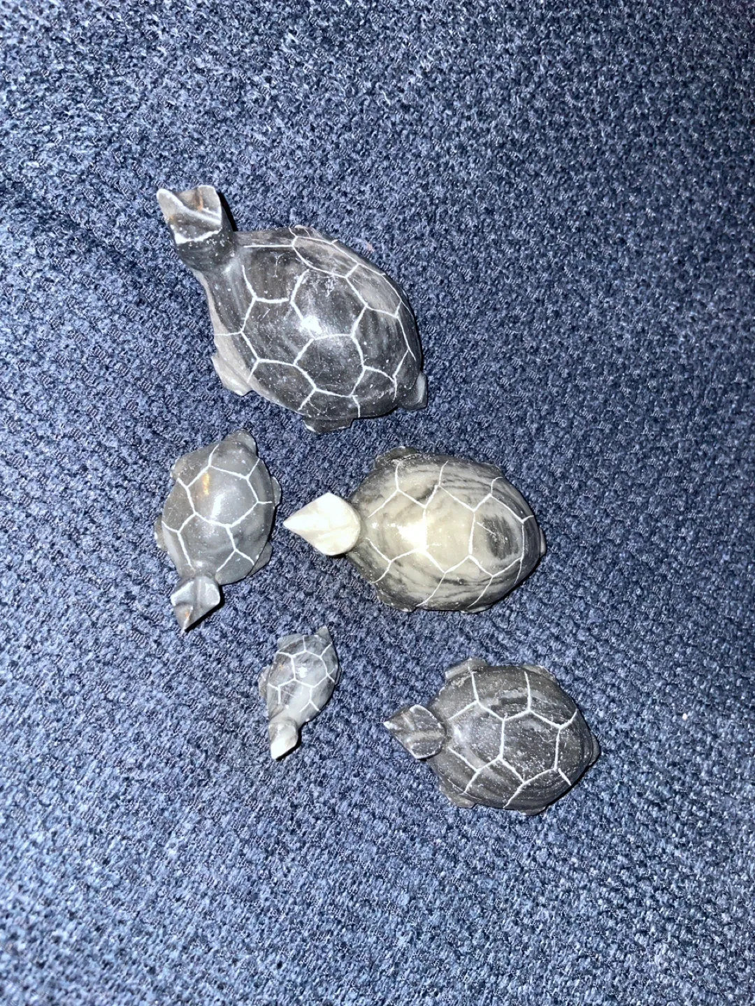 Set of 6 Stone Turtle Figurines image indicator(8)