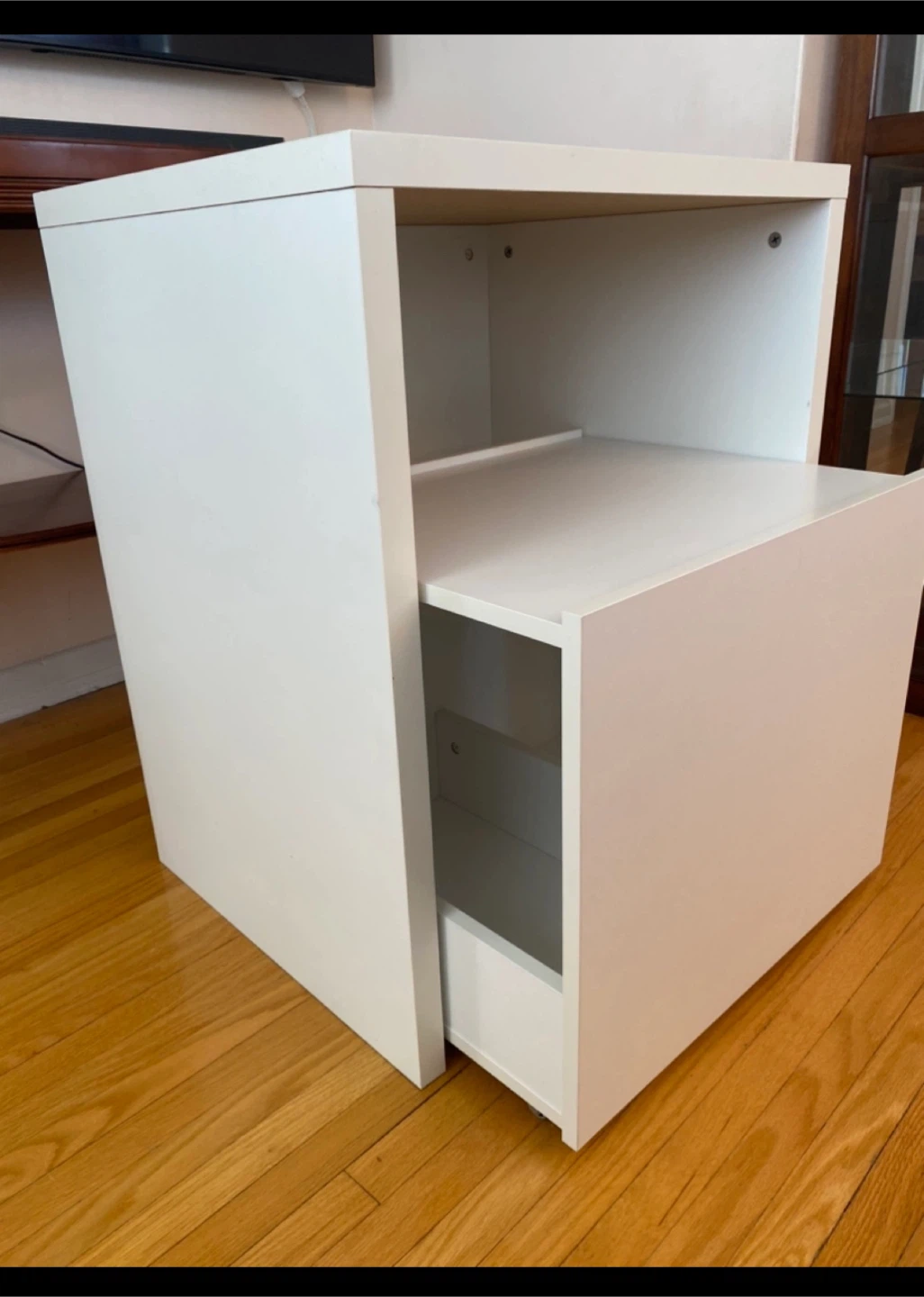 White Bedside Table with Drawer - photo 2