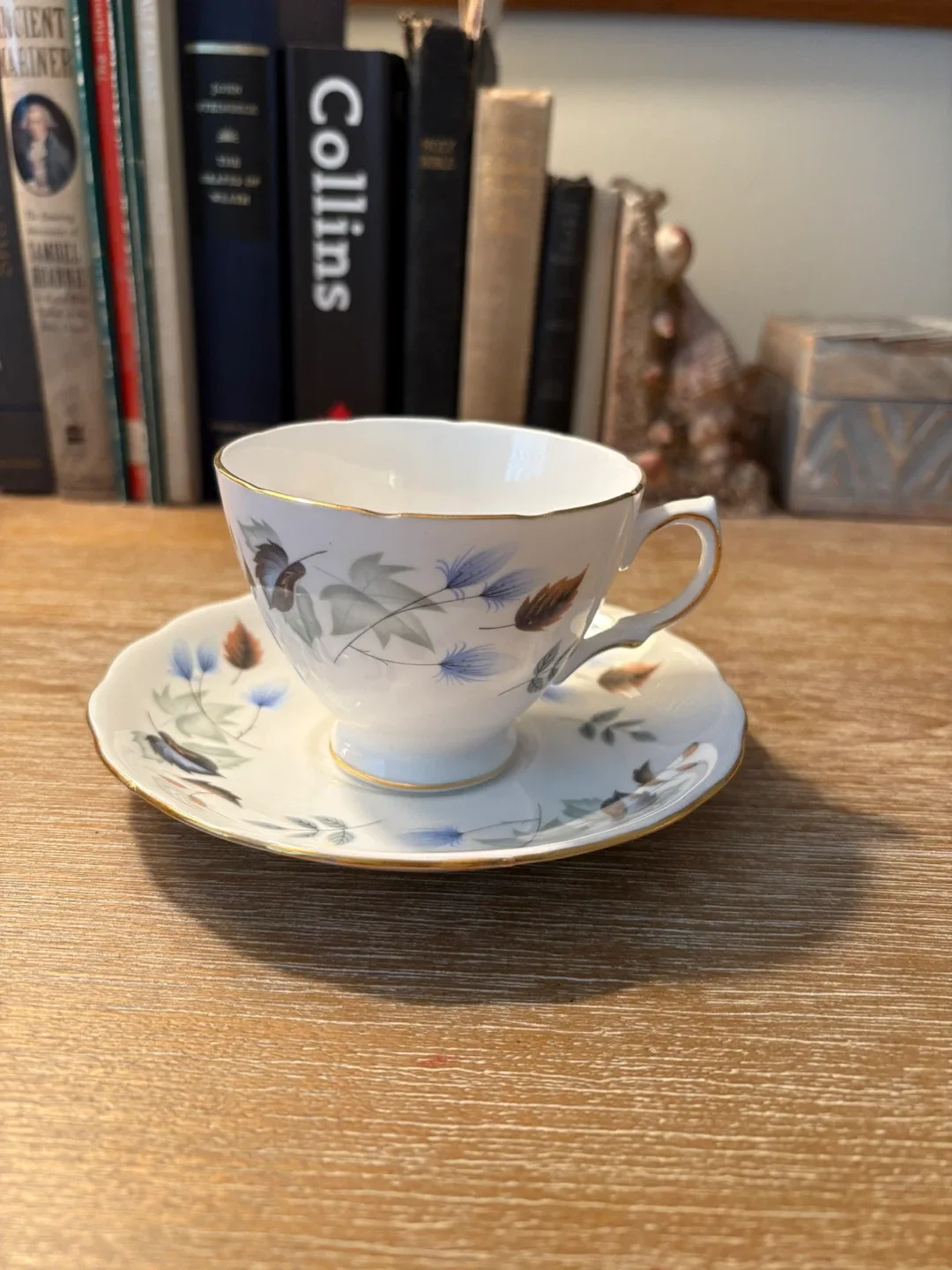 Vintage Colclough dessert set image indicator(6)