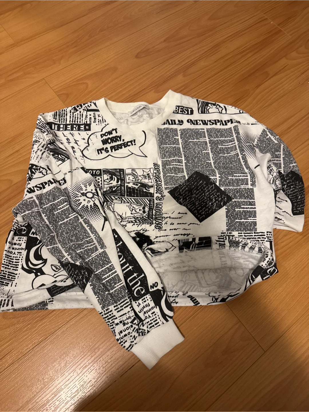 Newspaper Print Long Sleeve Top - photo 2