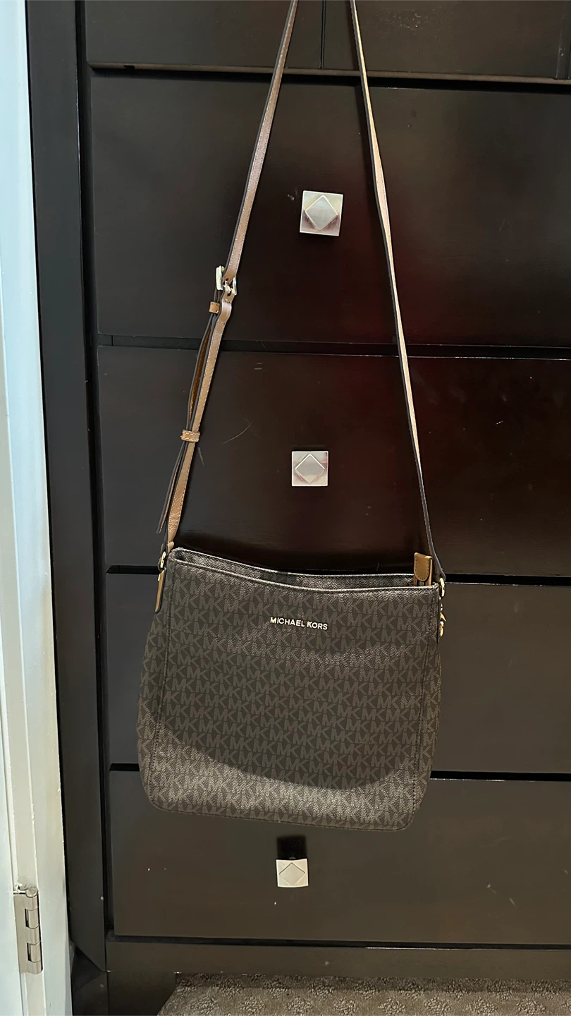 Michael Kors Crossbody Bag