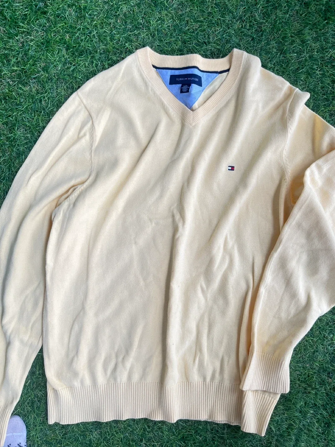 Assorted Men's Sweaters - Penguin, Banana Republic, Levi's image indicator(6)