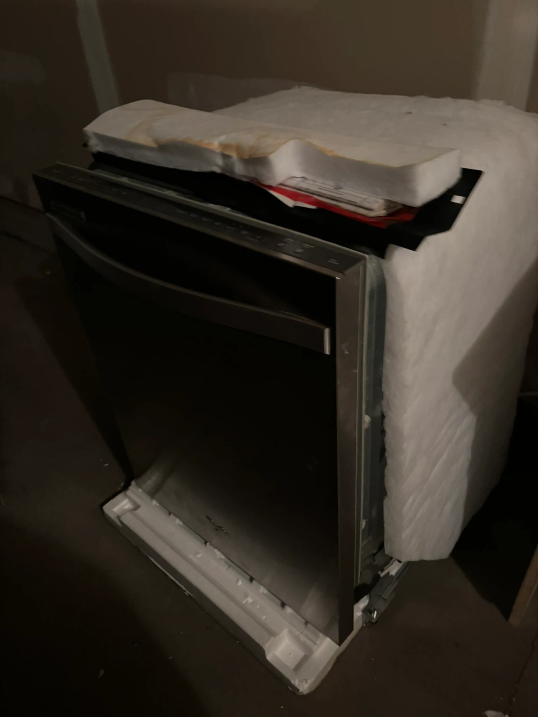 Whirlpool Dishwasher - Stainless Steel - photo 3
