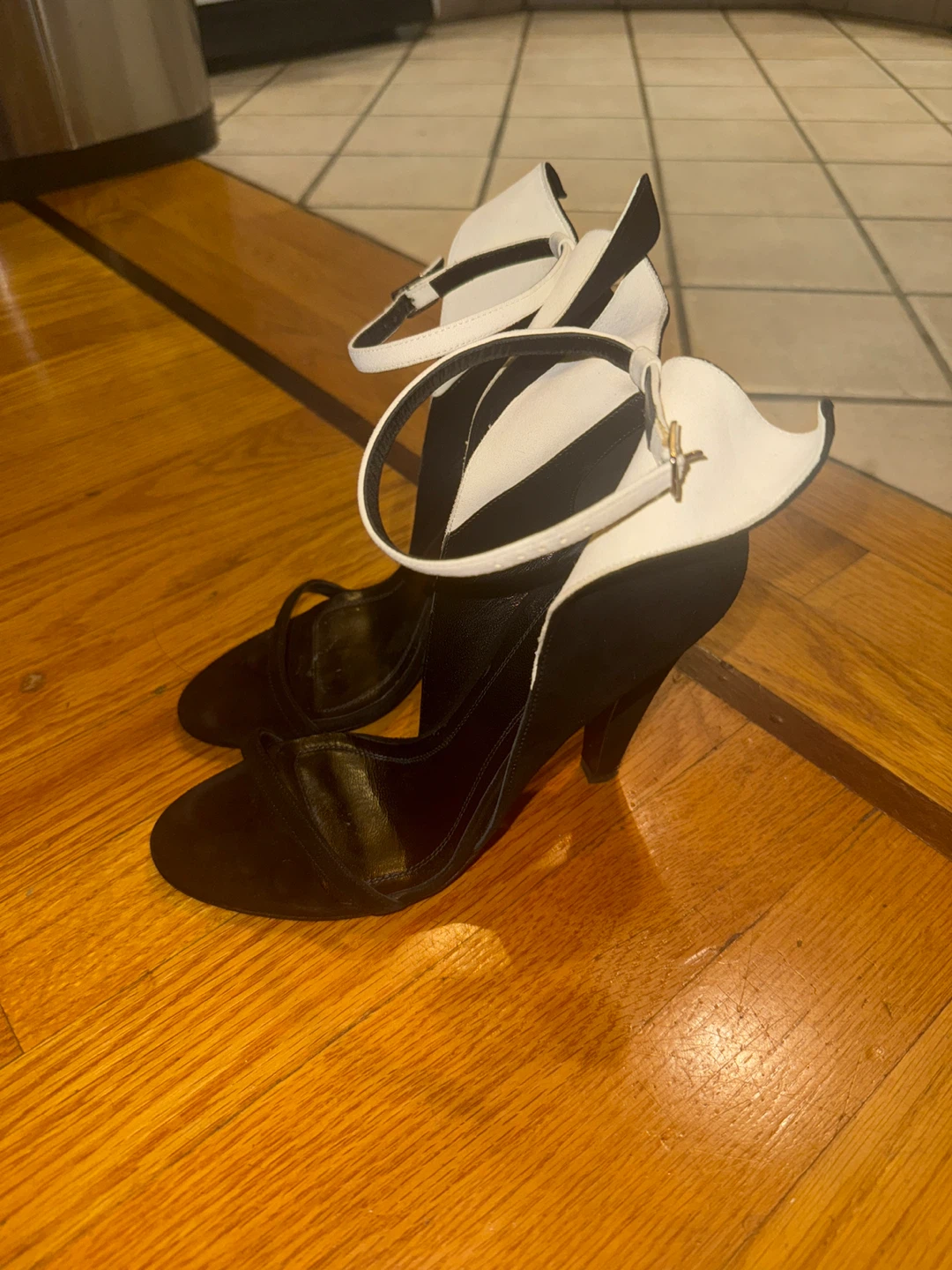 Calvin Klein Black & White Heels - Size 6