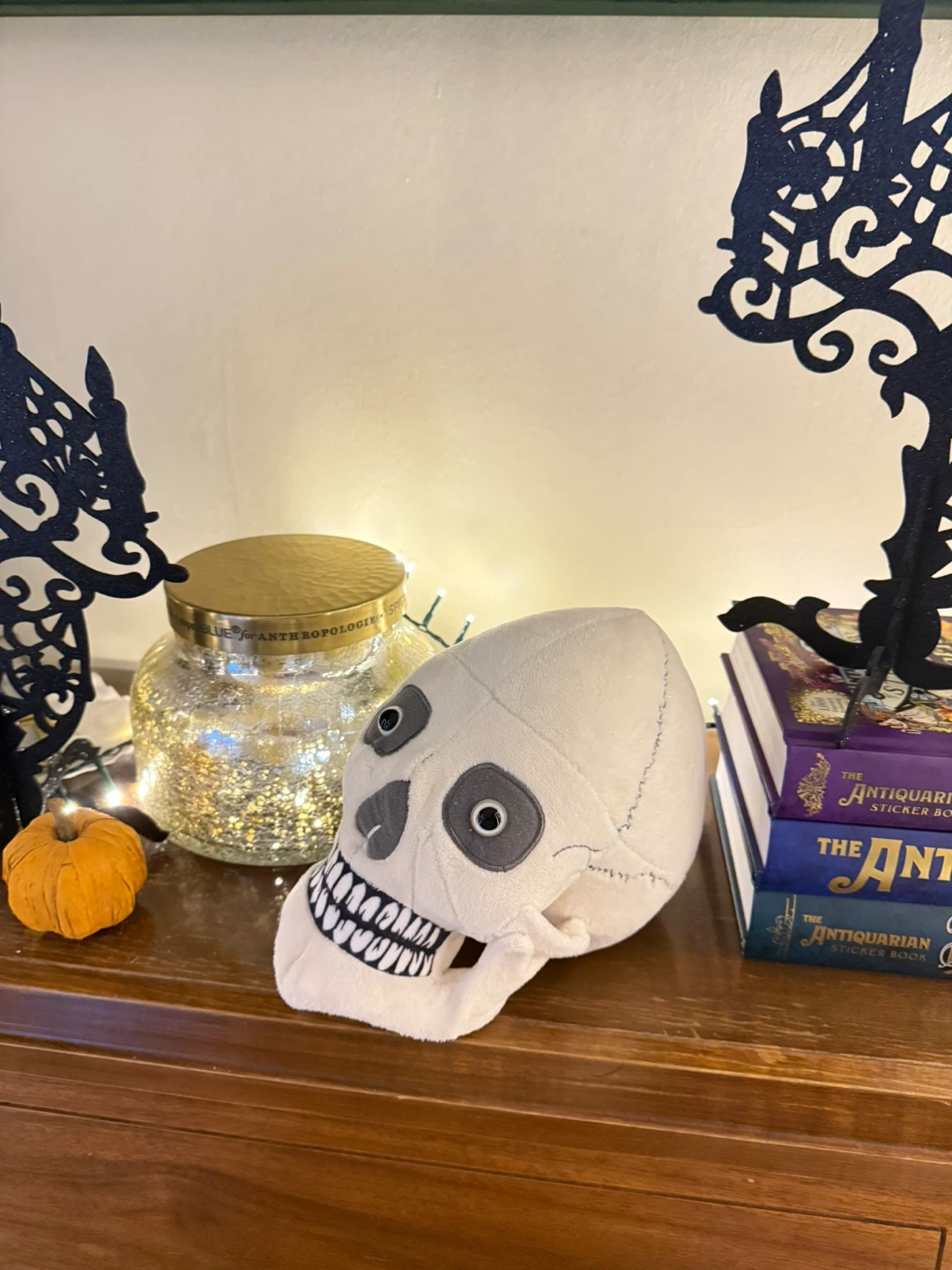 Giant White Skull Plushie - photo 3