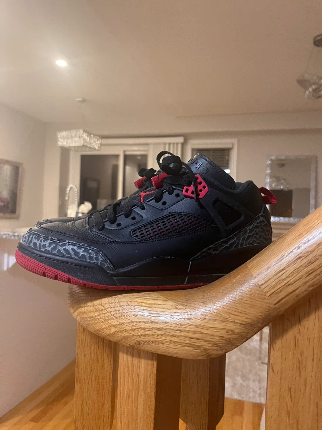 Jordan Spizike Black/Red Shoes image indicator(3)