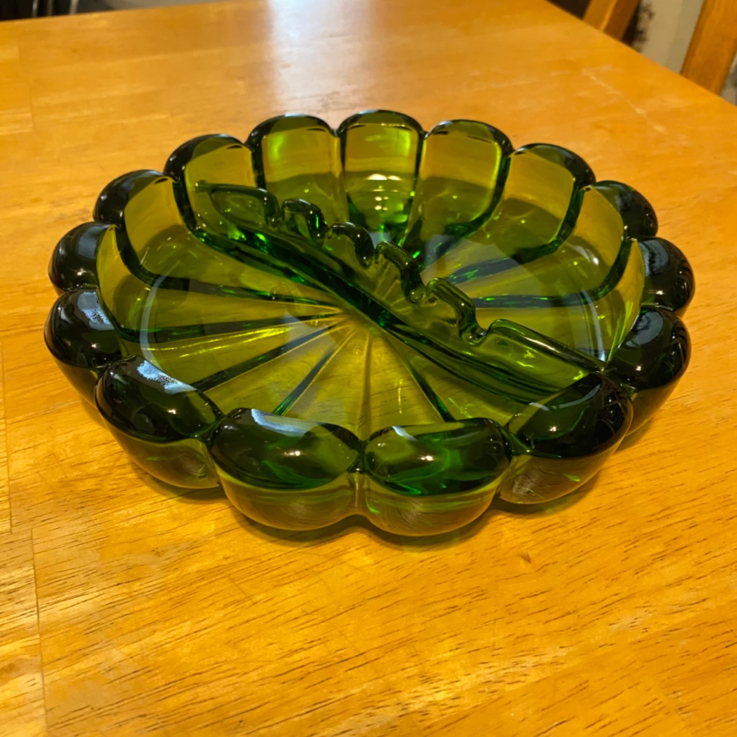 Vintage Viking Glass 1960s Art Deco Ashtray. 8-1/2”