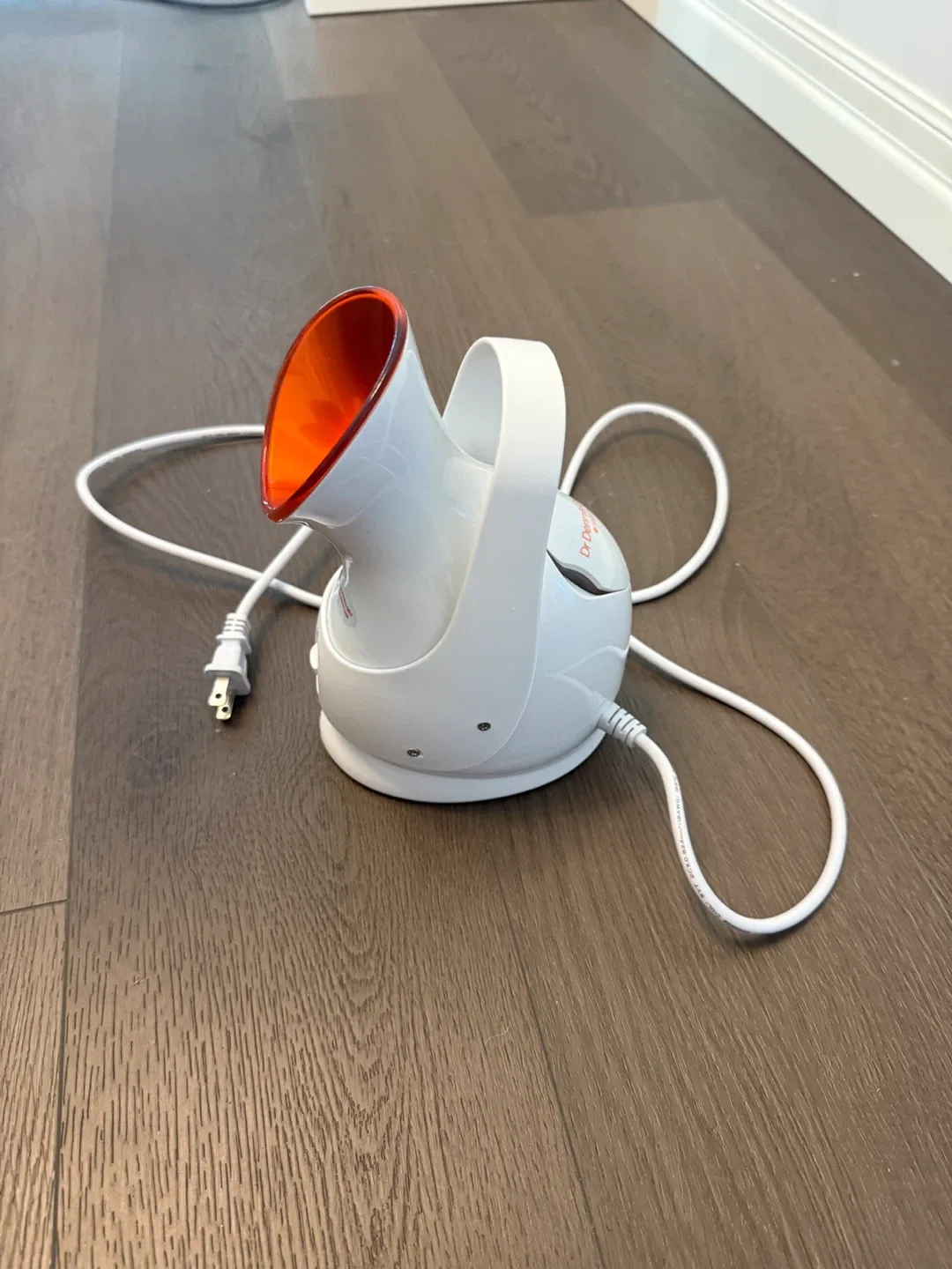 Dr. Dennis Gross Pro Facial Steamer image indicator(2)