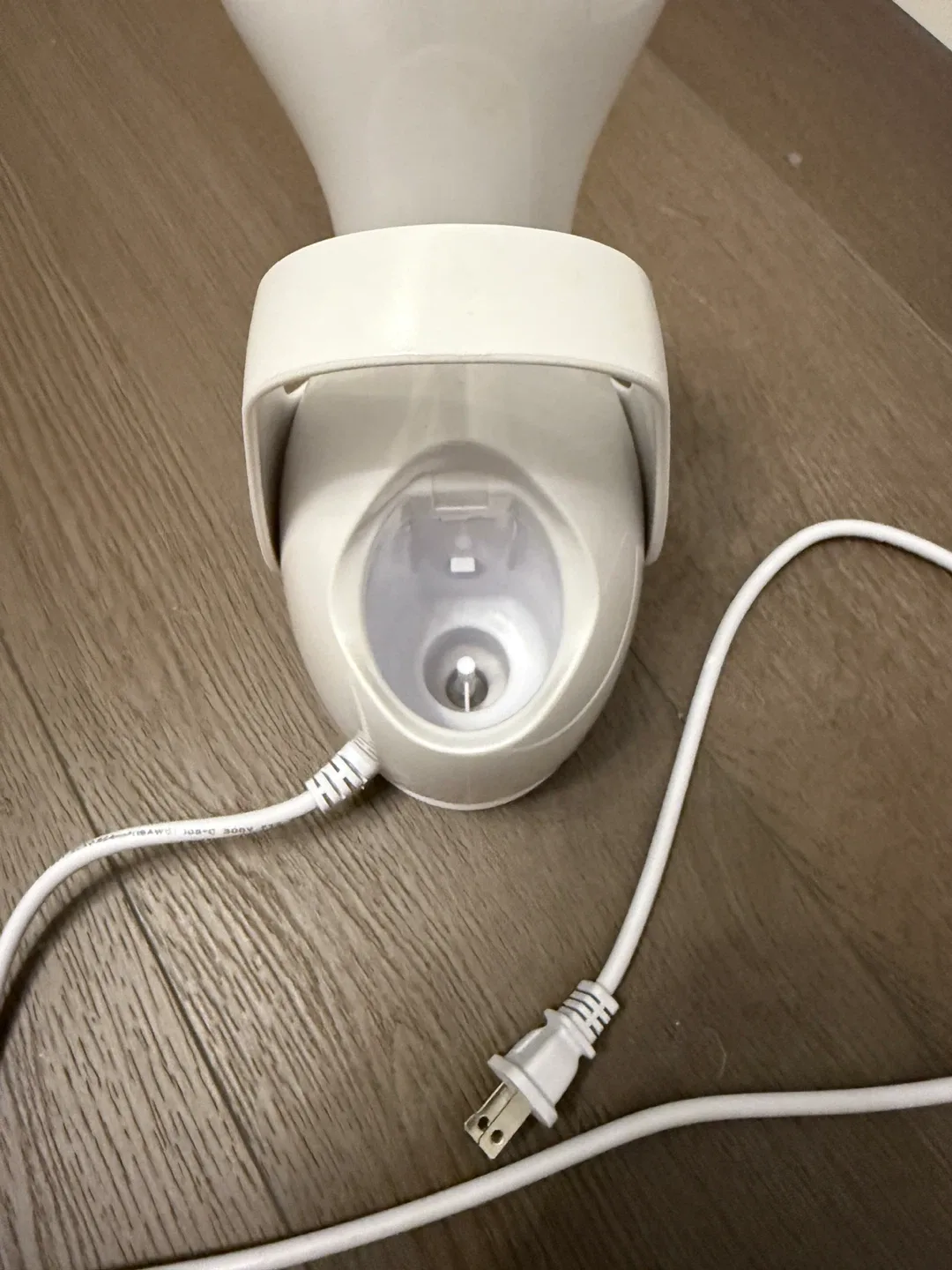 Dr. Dennis Gross Pro Facial Steamer image indicator(7)