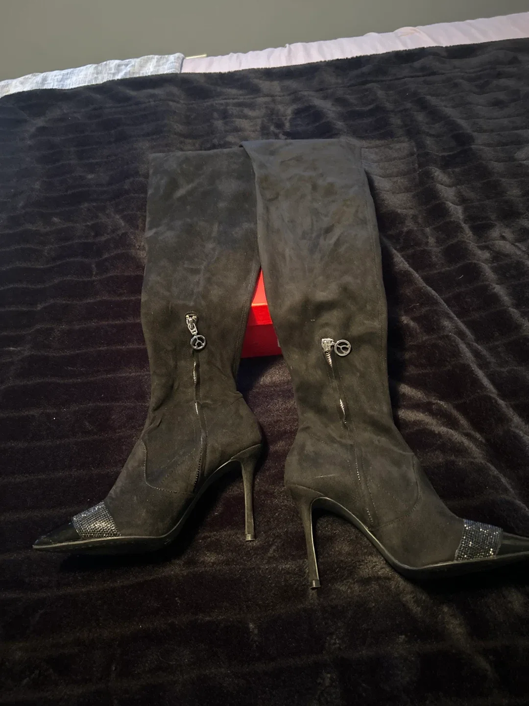 Wishbone Maya Black Thigh High Boots - Size 7.5 image indicator(2)