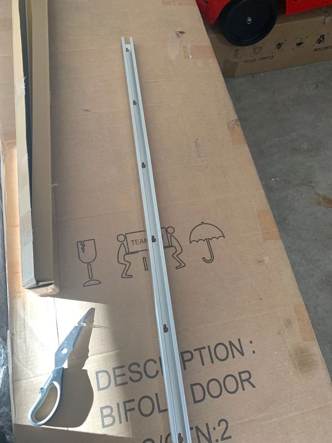 SMARTSTANDARD 36"x80" Bi-Fold Door with Mirror image indicator(9)