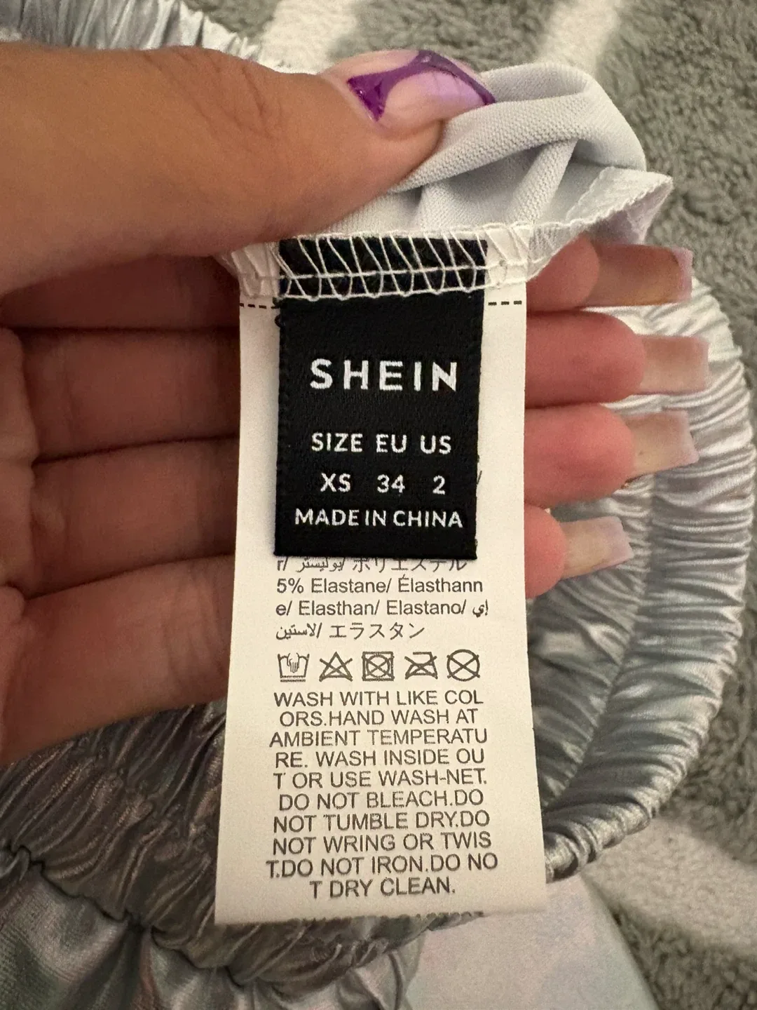 Silver Holographic Joggers - Size XS image indicator(3)