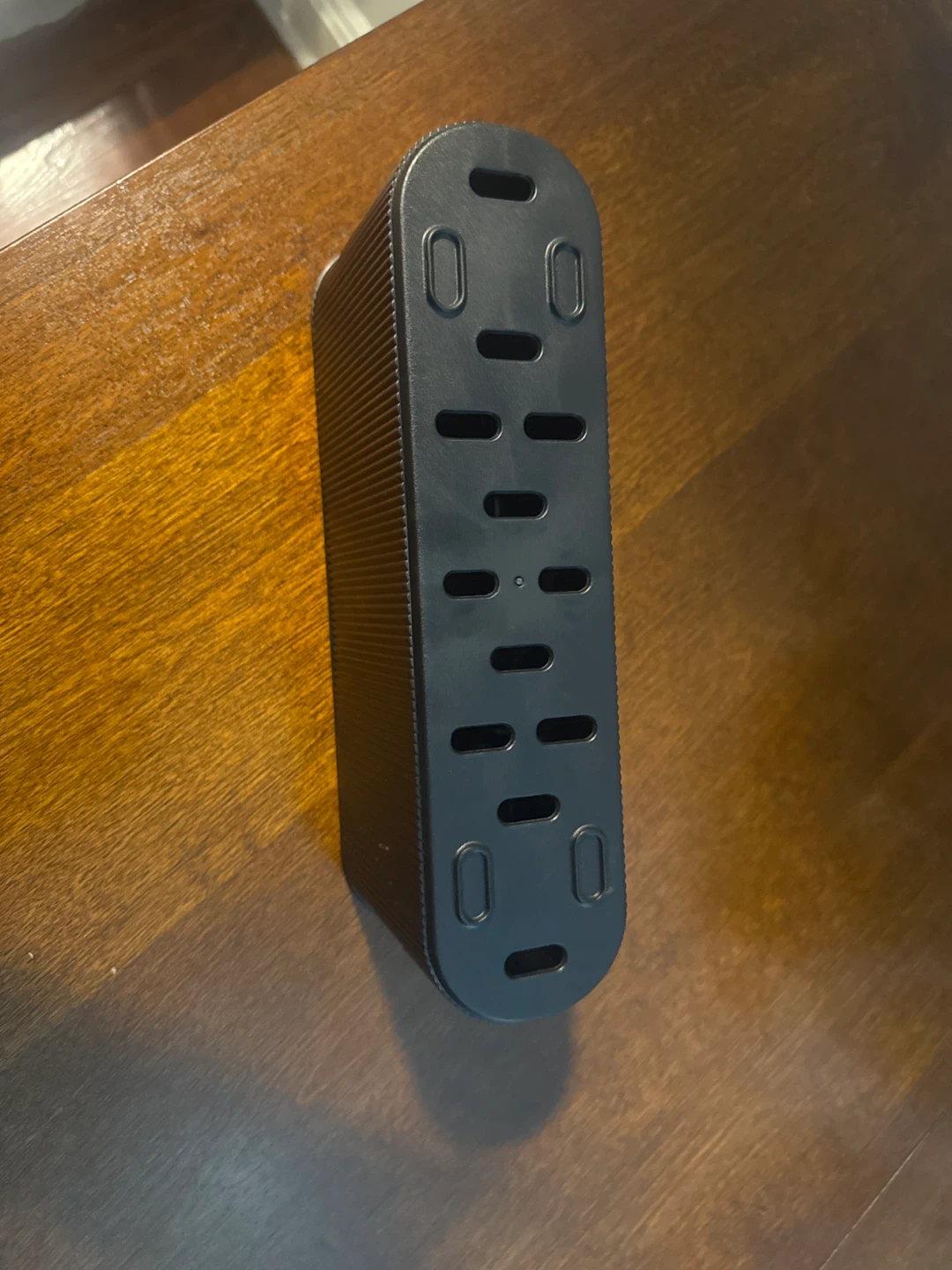 Cable organizer