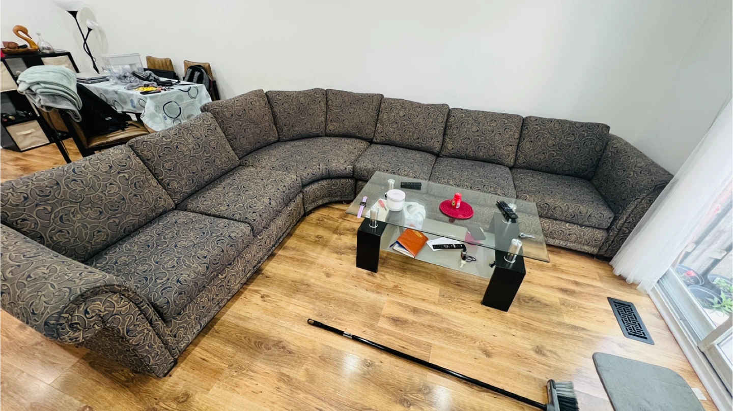 FREE- Large Sectional Sofa - Great for Family Room!
