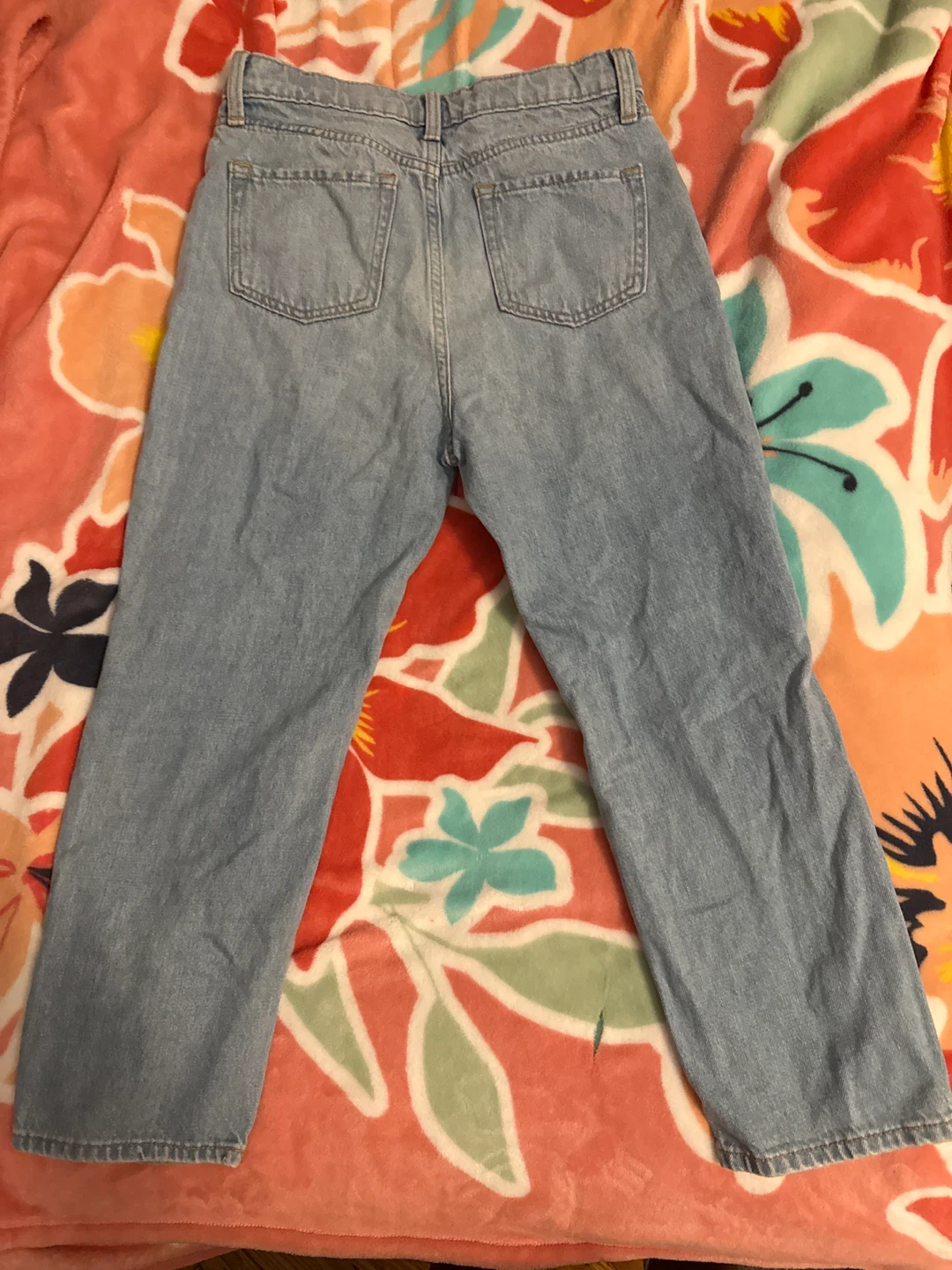 Old Navy Ripped Jeans - photo 2
