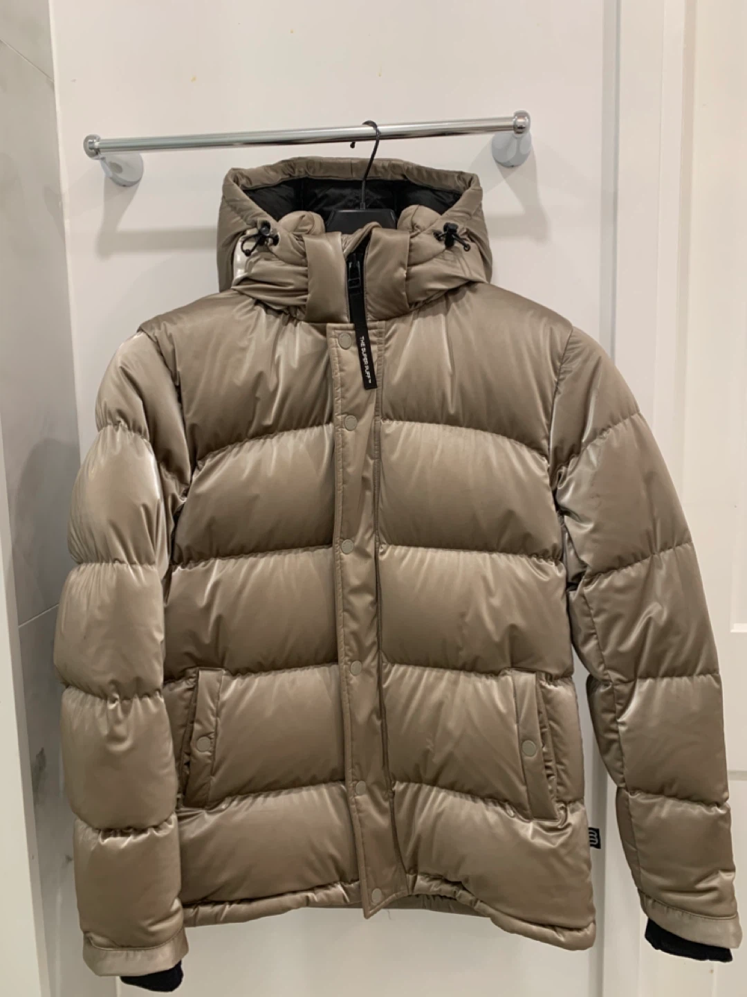 Aritzia The Super Puff Original Liquid Shine - Size S - photo 2
