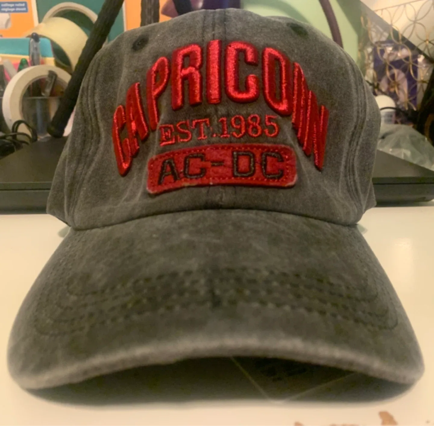 Brand new unisex baseball cap thumbnail