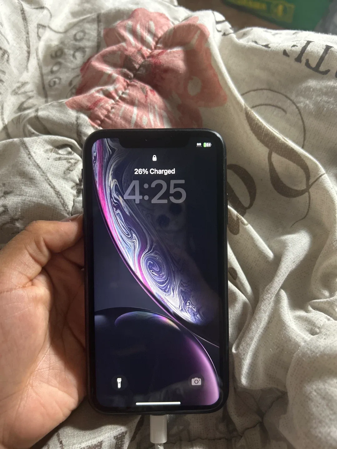 Apple iPhone XR - Black image indicator(3)