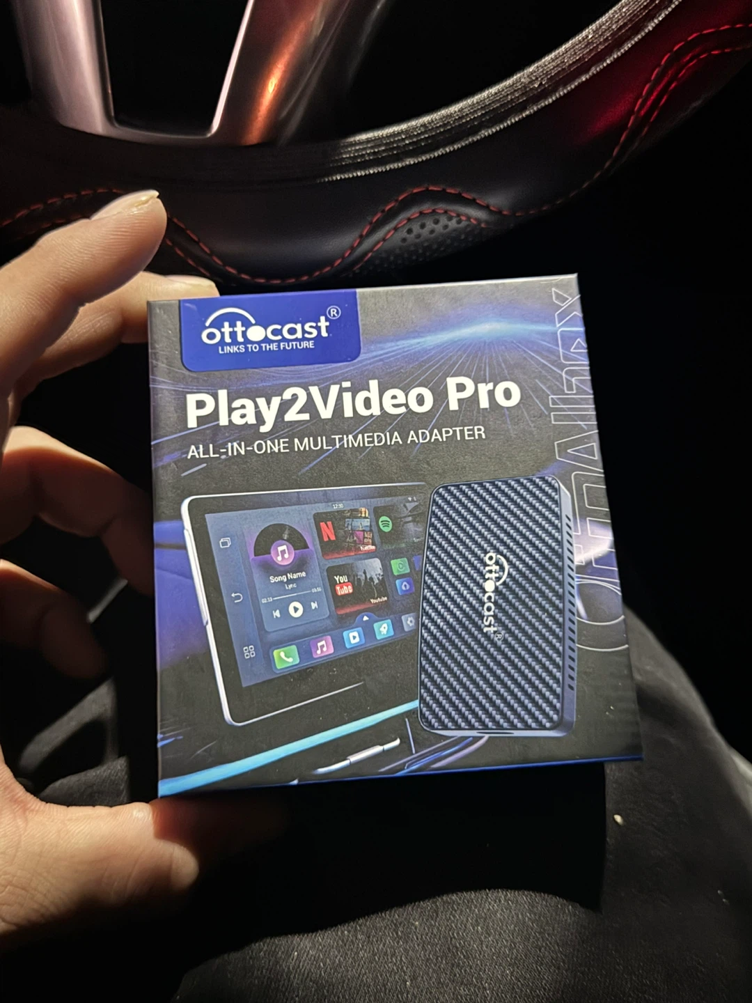 Wireless CarPlay and android auto Ottocast Play2Video