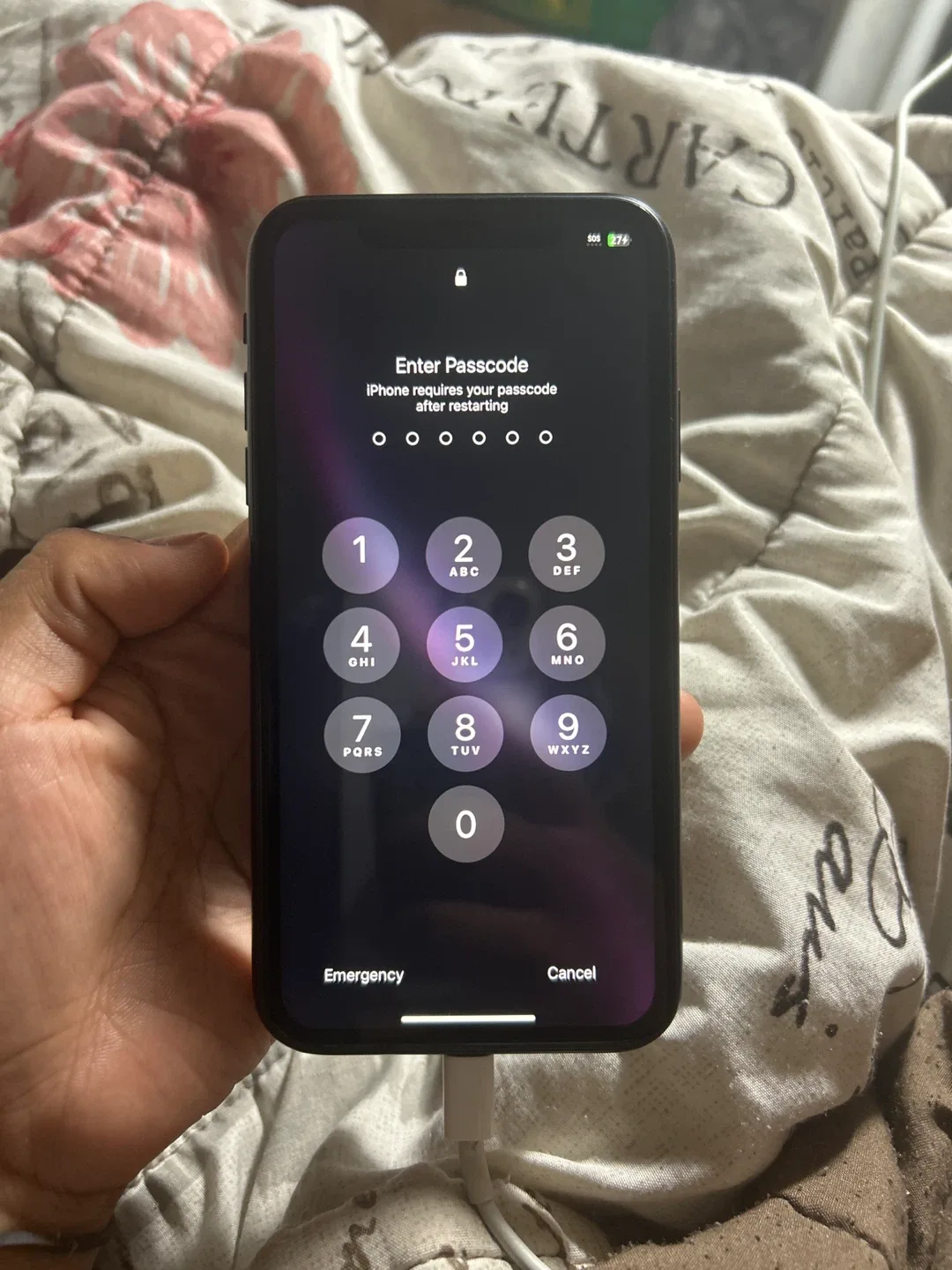 Apple iPhone XR - Black image indicator(4)