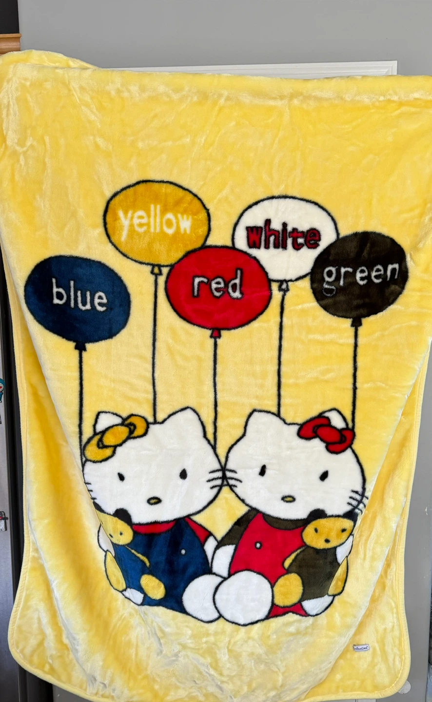 Infancee Hello Kitty Yellow Blanket