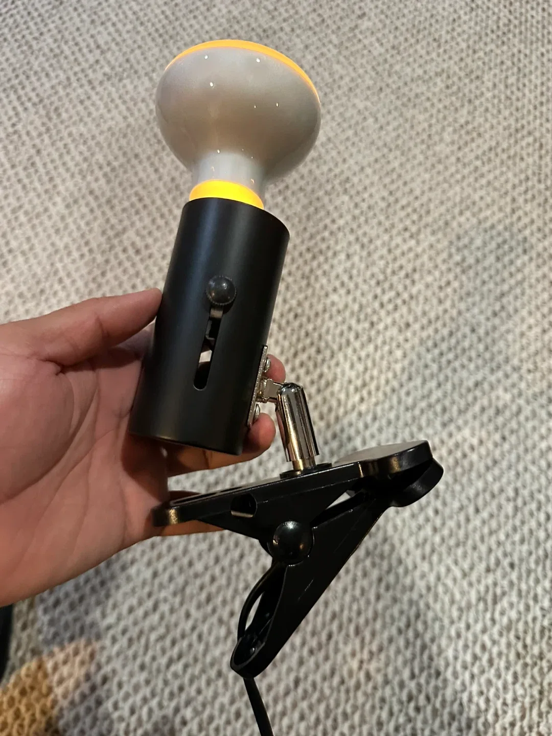 NOMOYPET 25W heat Lamp and 360°Rotatable Clip image indicator(2)