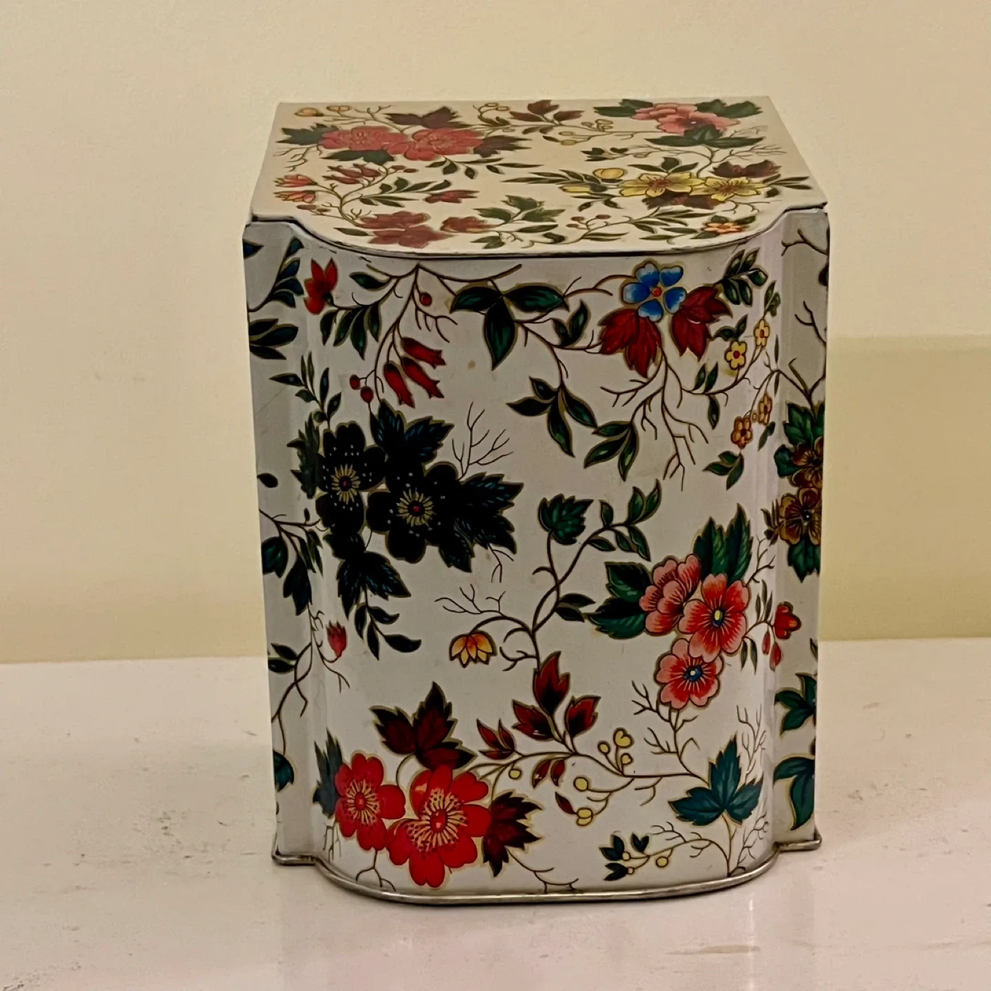 Vintage Daher Floral Tin Container thumbnail
