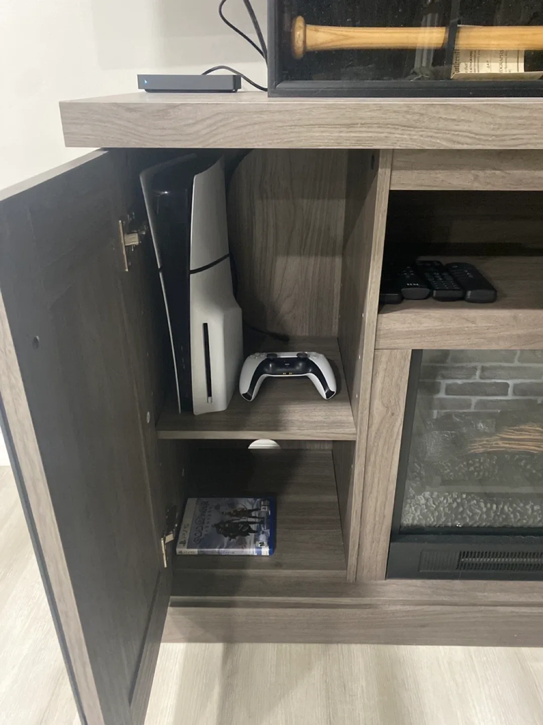 Electric Fireplace with Entertainment Center image indicator(4)