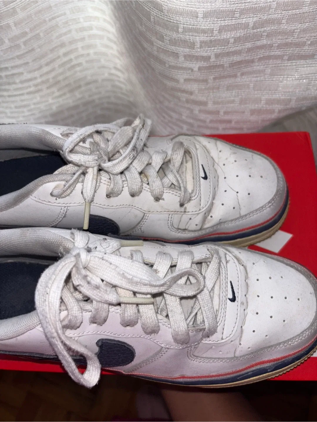 Nike Air Force 1 Sneakers- size 7 image indicator(3)