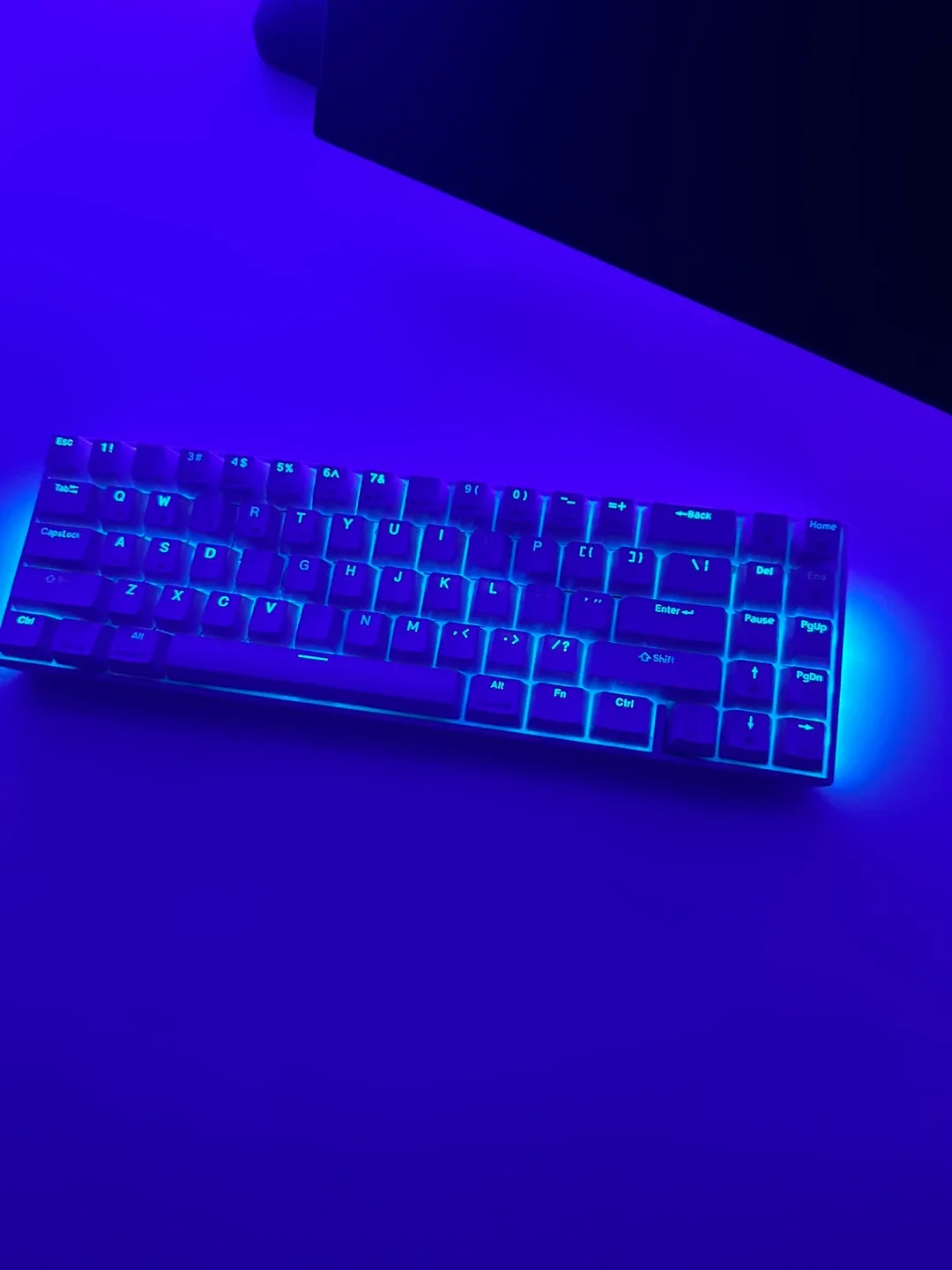 RK71 70% Keyboard thumbnail