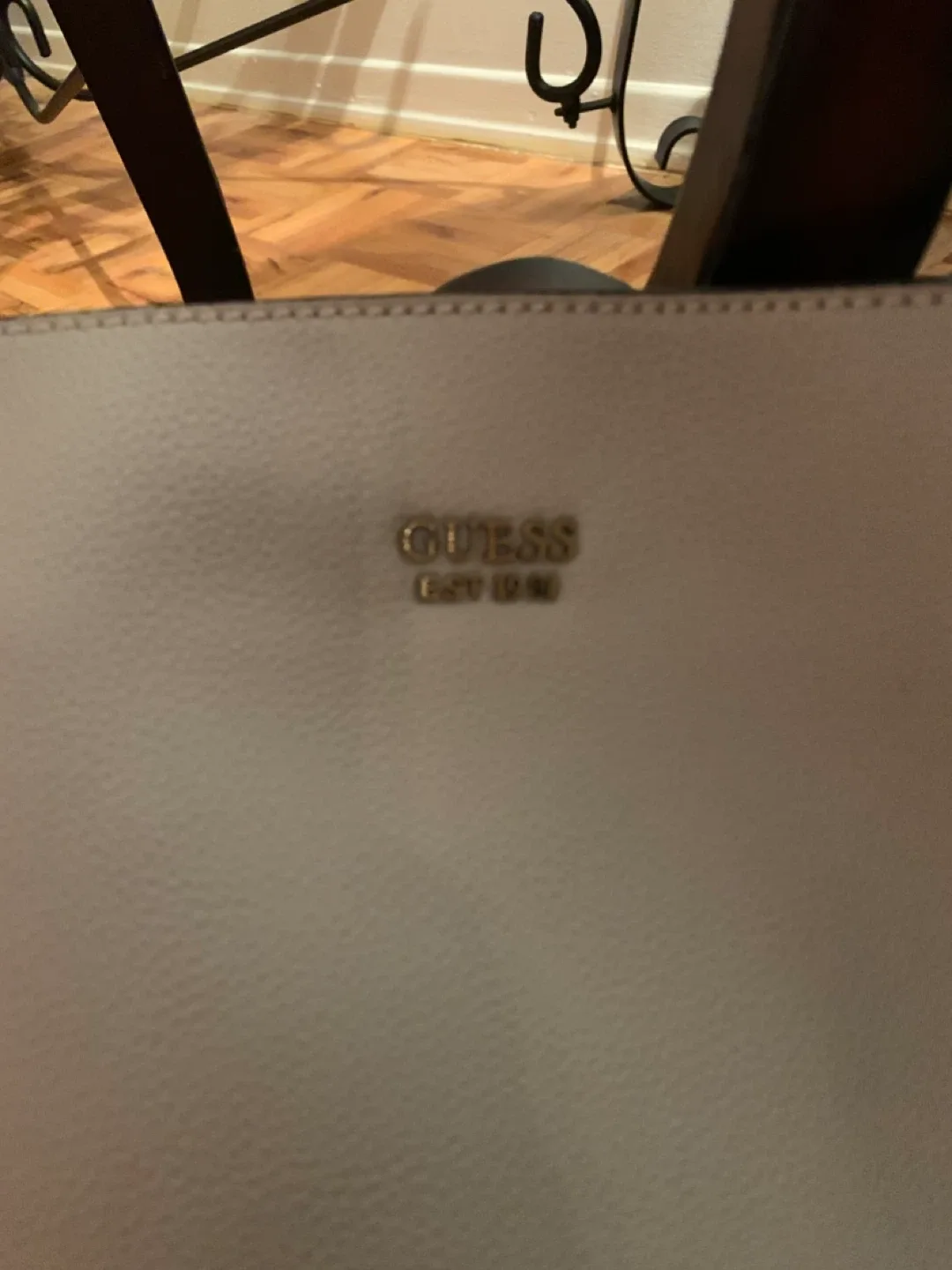 Guess Hobo Bag image indicator(2)