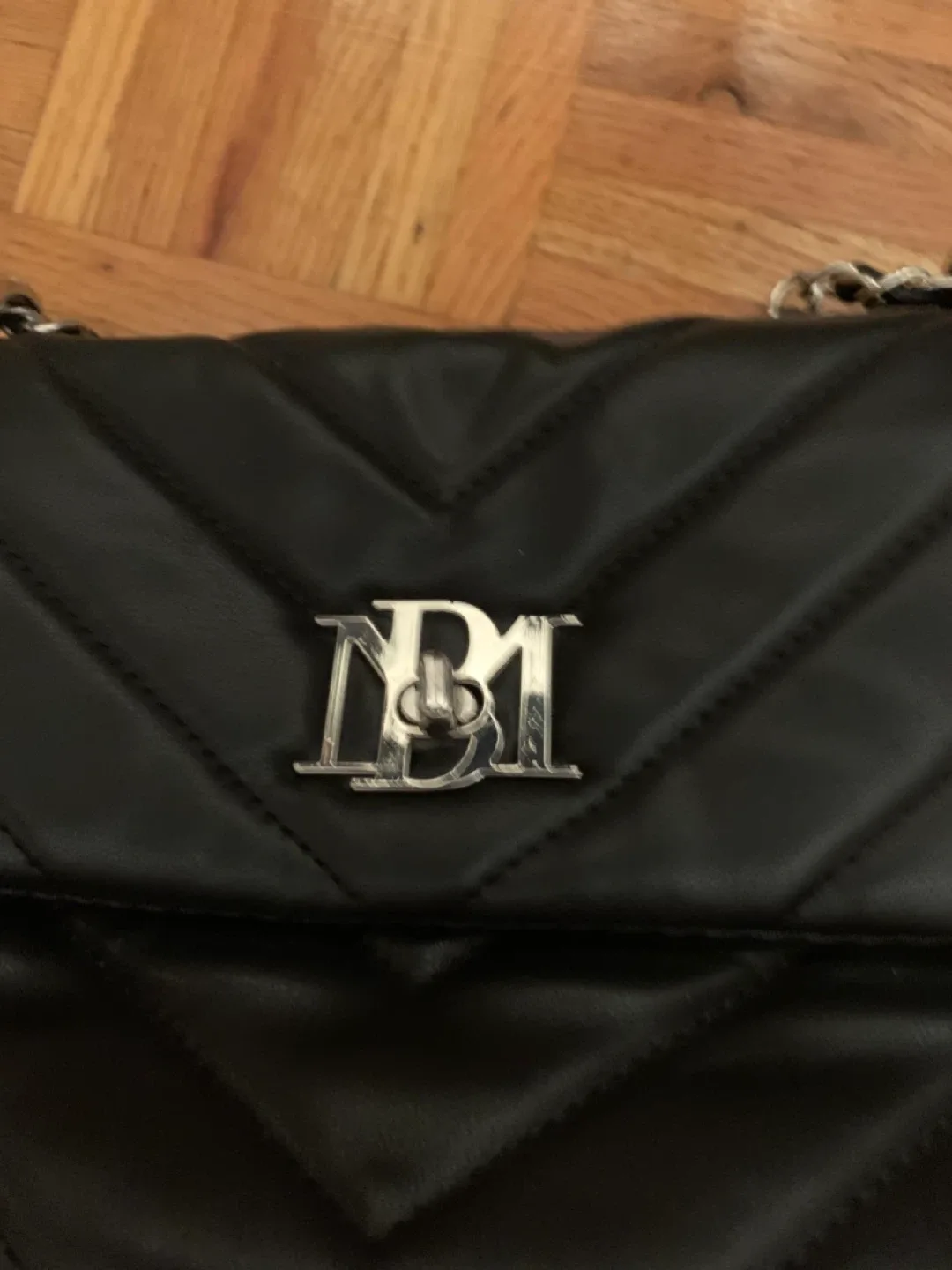 NBM Black Shoulder Bag image indicator(2)