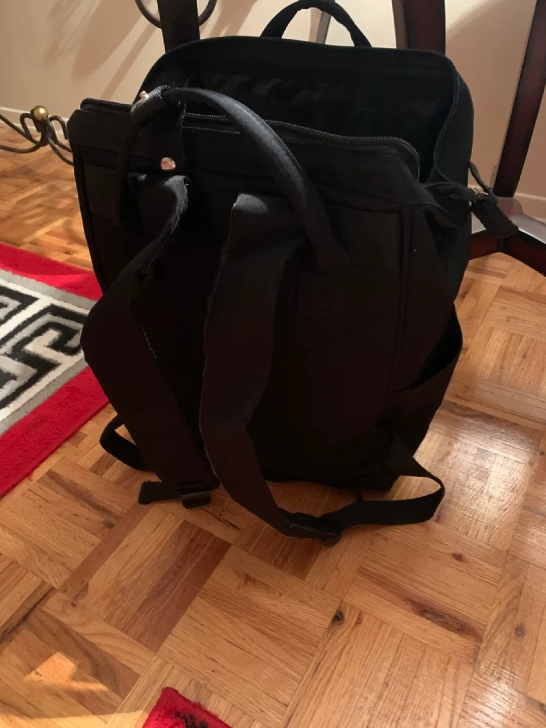 Black Backpack image indicator(2)