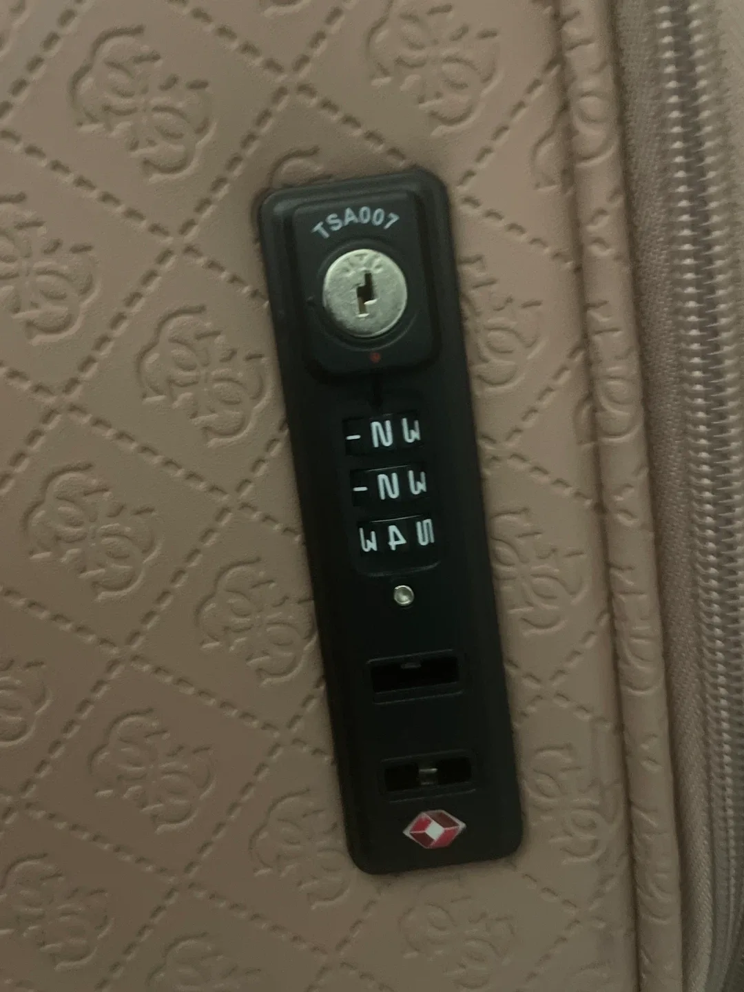 Guess Pink Carry-On Suitcase image indicator(4)