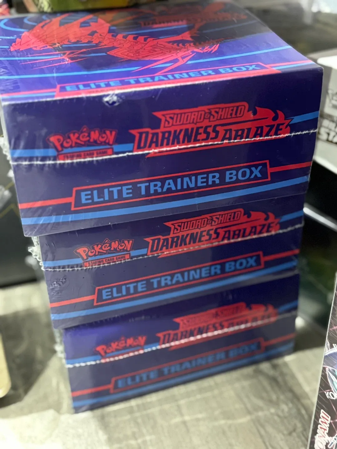 Pokemon Darkness Ablaze ETB elite trainer box pokémon cards thumbnail