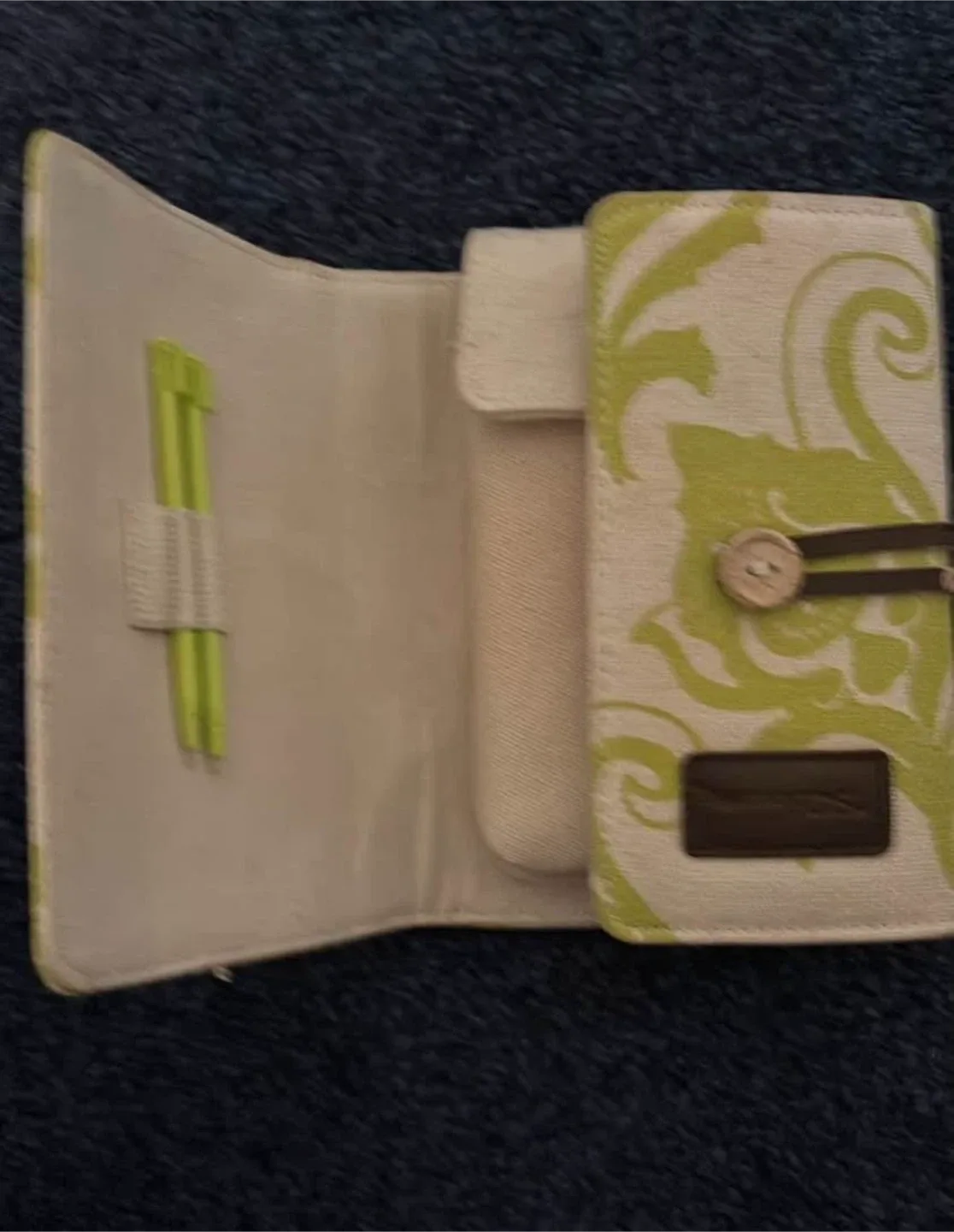 DS Lite Handheld Console & 4 games - Lime Green image indicator(4)