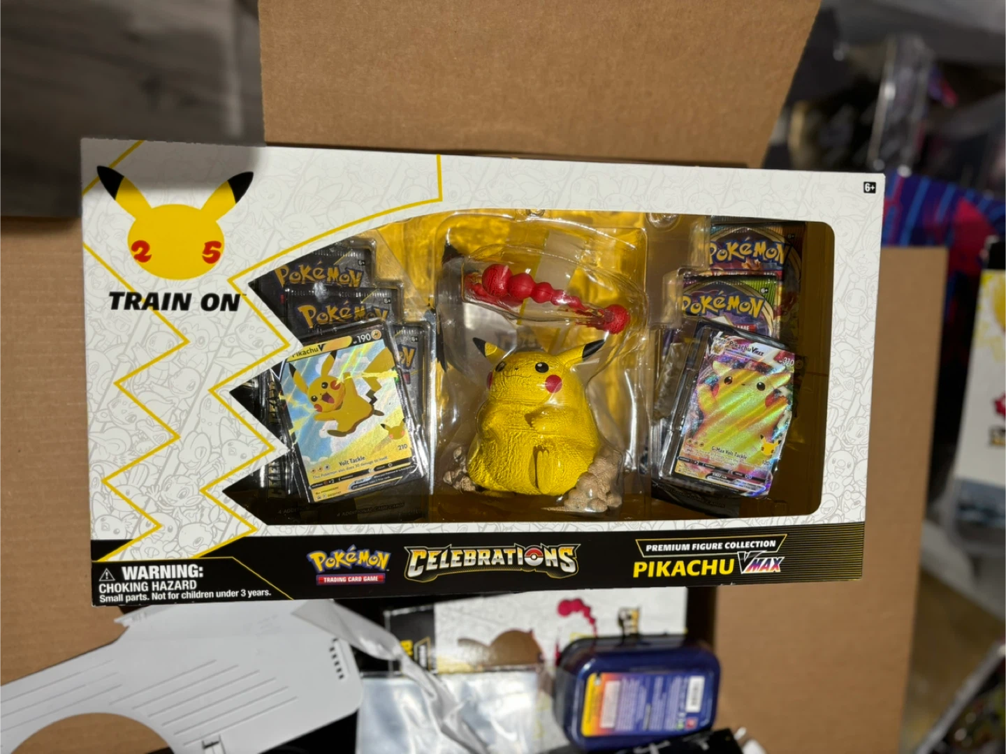 Pokémon Celebrations Pikachu Figure collection box pokemon cards