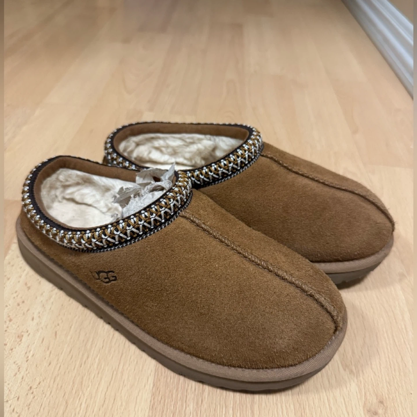 Ugg Tasman