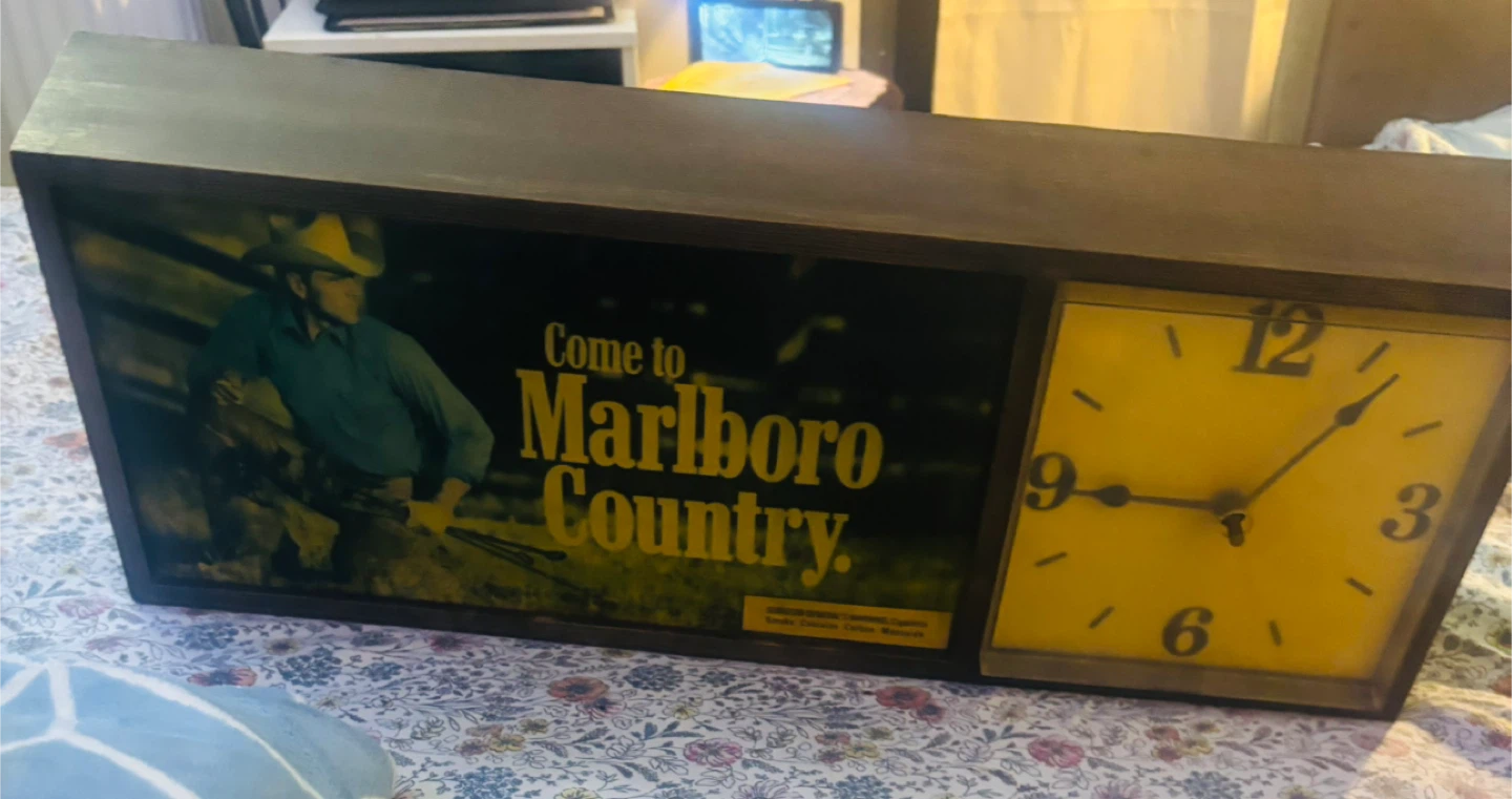 Vintage Marlboro Country Light Up Clock - photo 2